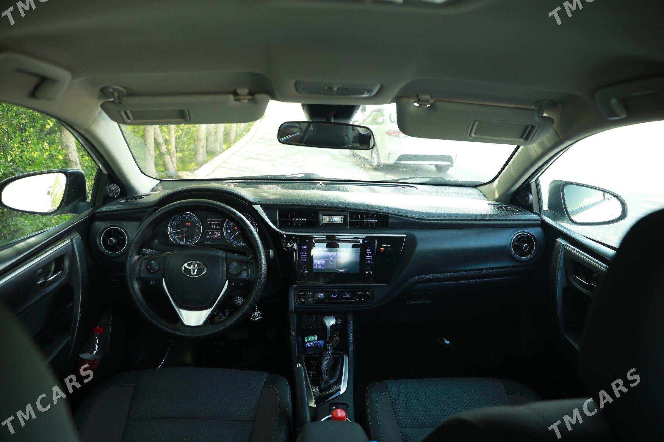 Toyota Corolla 2017 - 235 000 TMT - 30 мкр - img 1