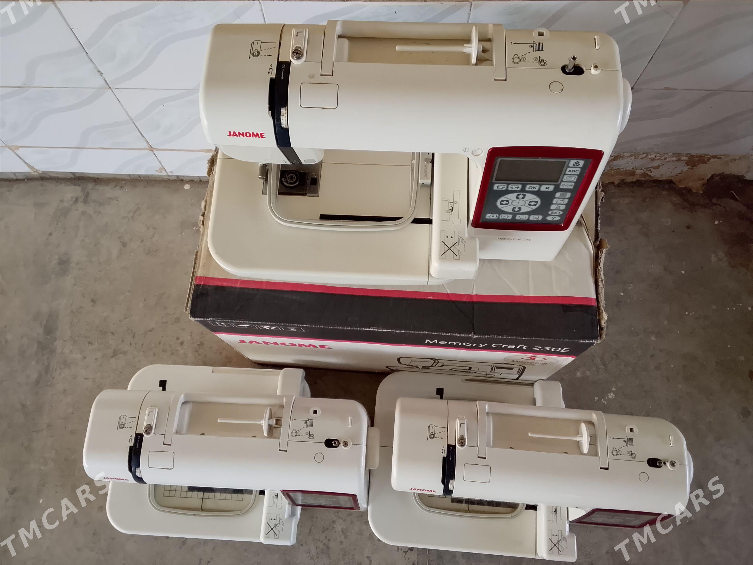 Janome 230 e - Мары - img 1