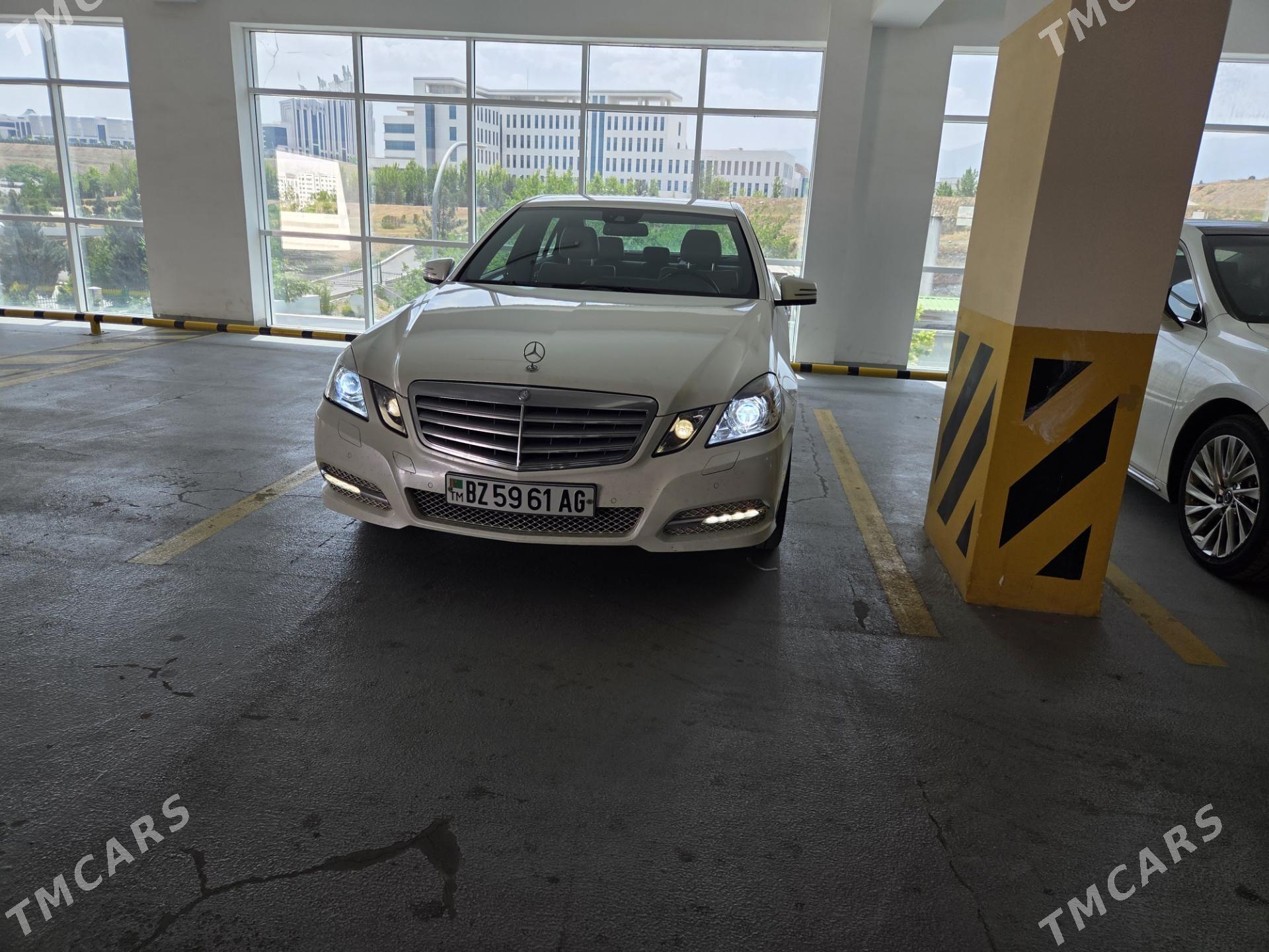 Mercedes-Benz W212 2009 - 270 000 TMT - Ашхабад - img 1