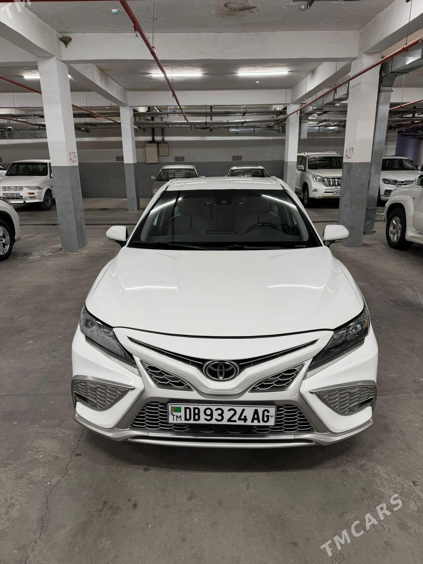 Toyota Camry 2022 - 325 000 TMT - Ашхабад - img 1