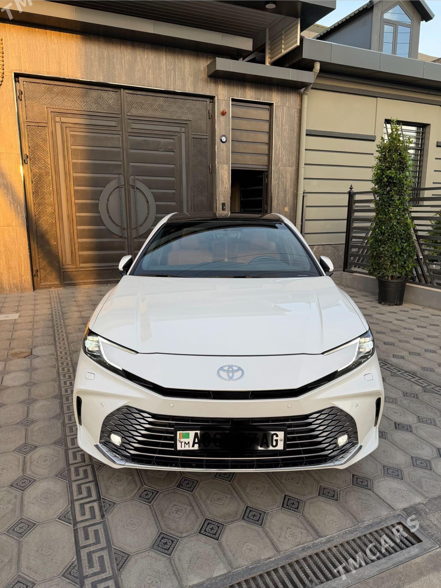 Toyota Camry 2024 - 575 000 TMT - Ашхабад - img 1