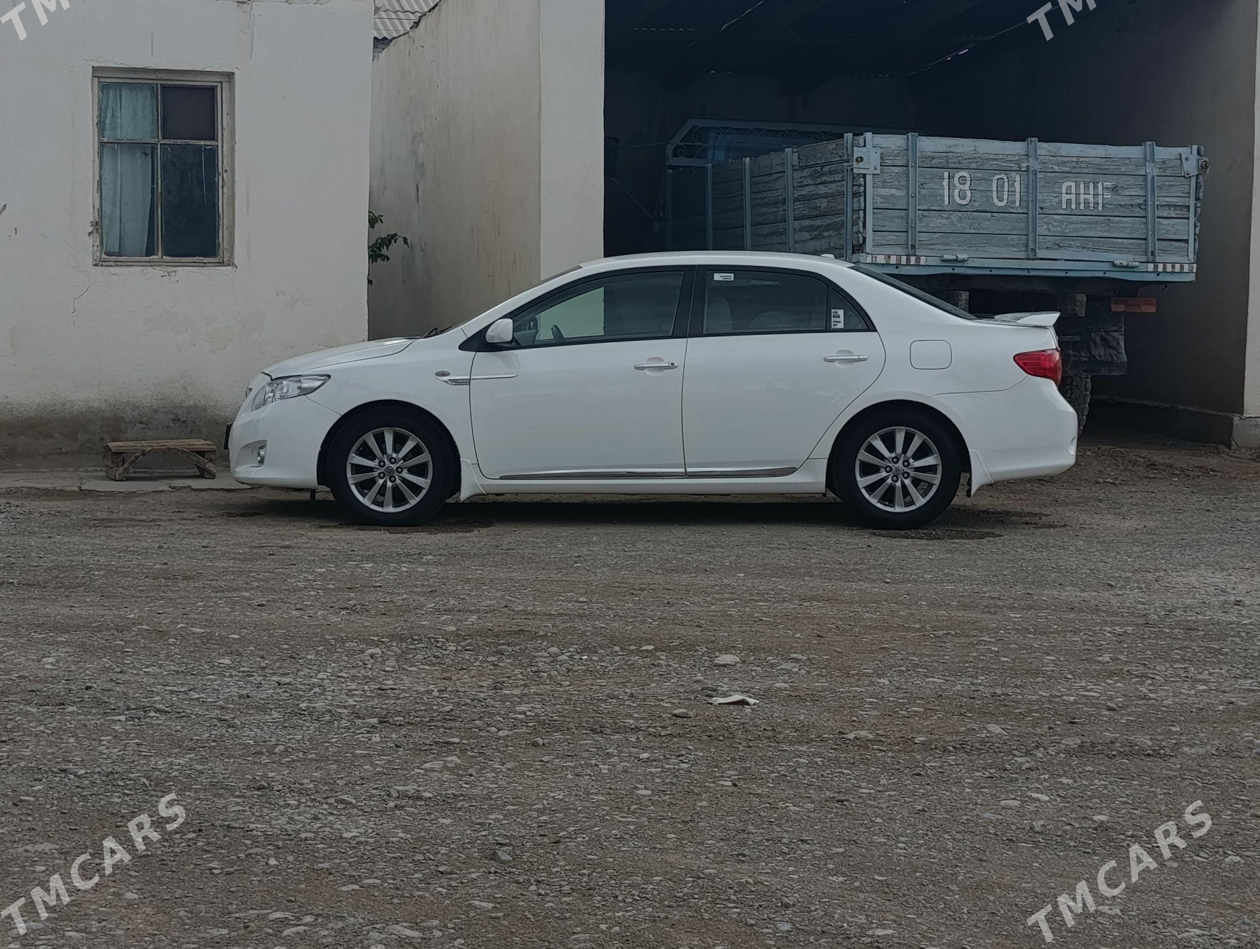 Toyota Corolla 2010 - 152 000 TMT - Теджен - img 1