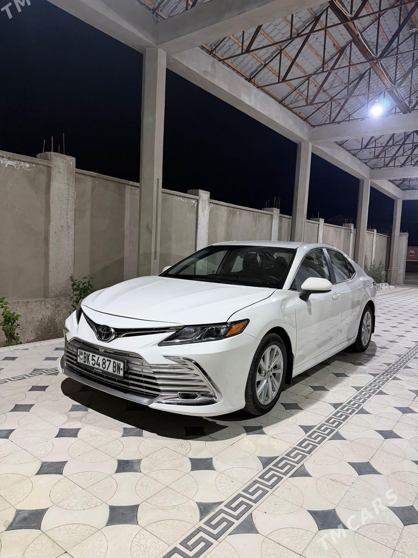 Toyota Camry 2023 - 333 000 TMT - Балканабат - img 1