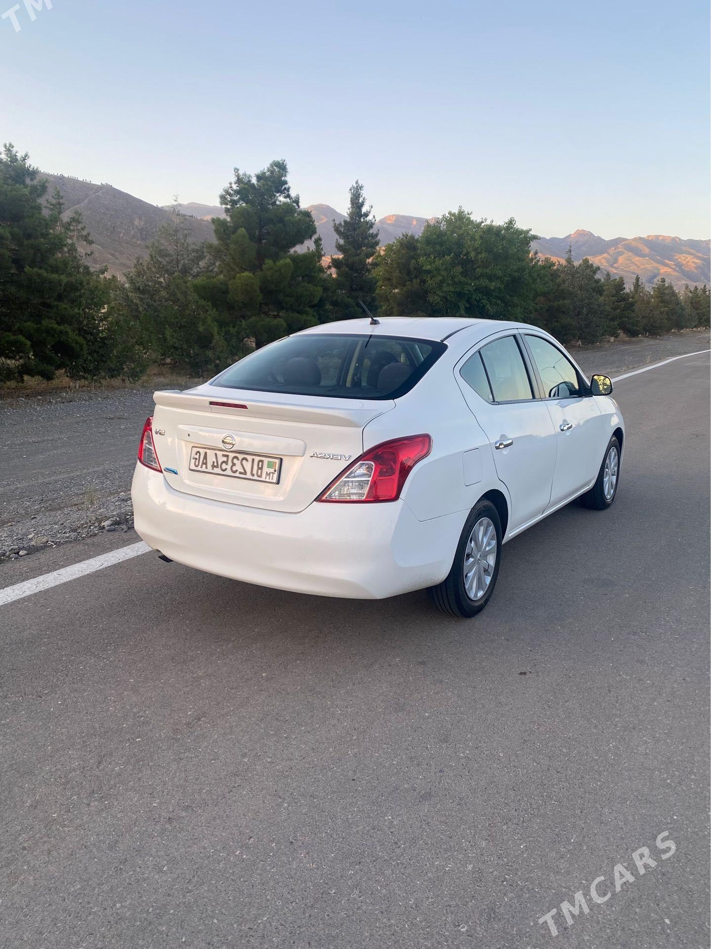 Nissan Versa 2013 - 140 000 TMT - Aşgabat - img 1