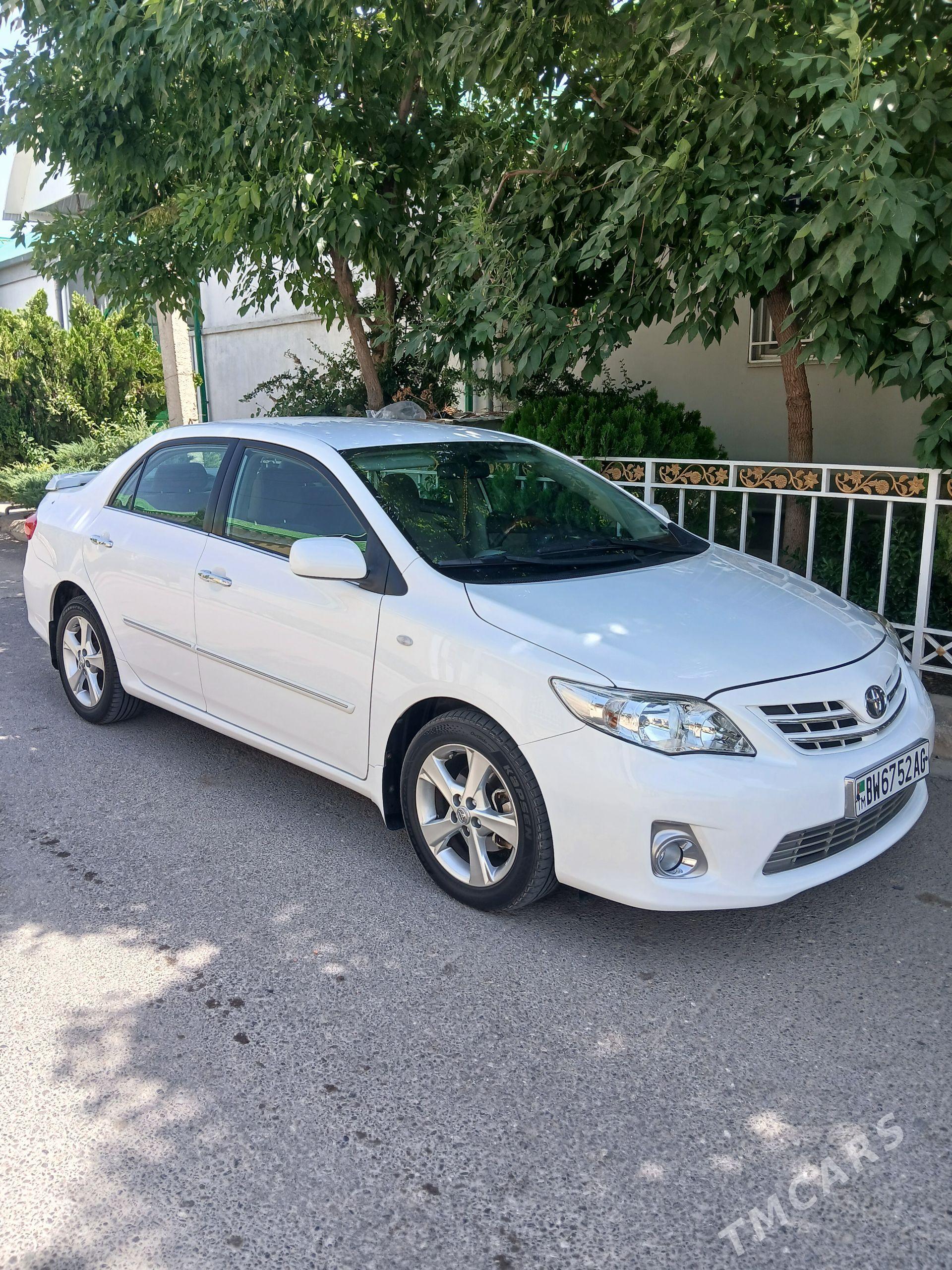 Toyota Corolla 2011 - 205 000 TMT - Гёкдже - img 1