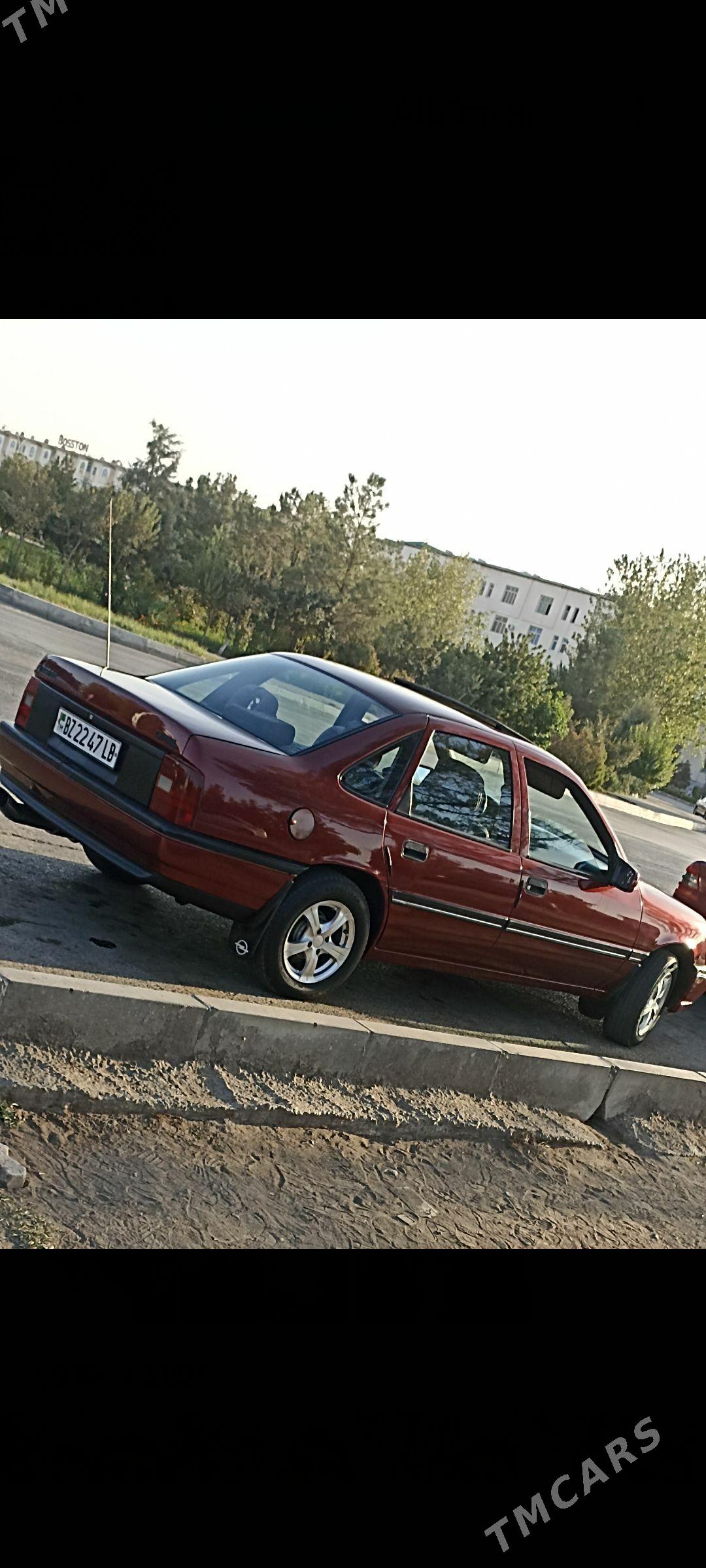 Opel Vectra 1992 - 47 000 TMT - Чарджоу - img 1