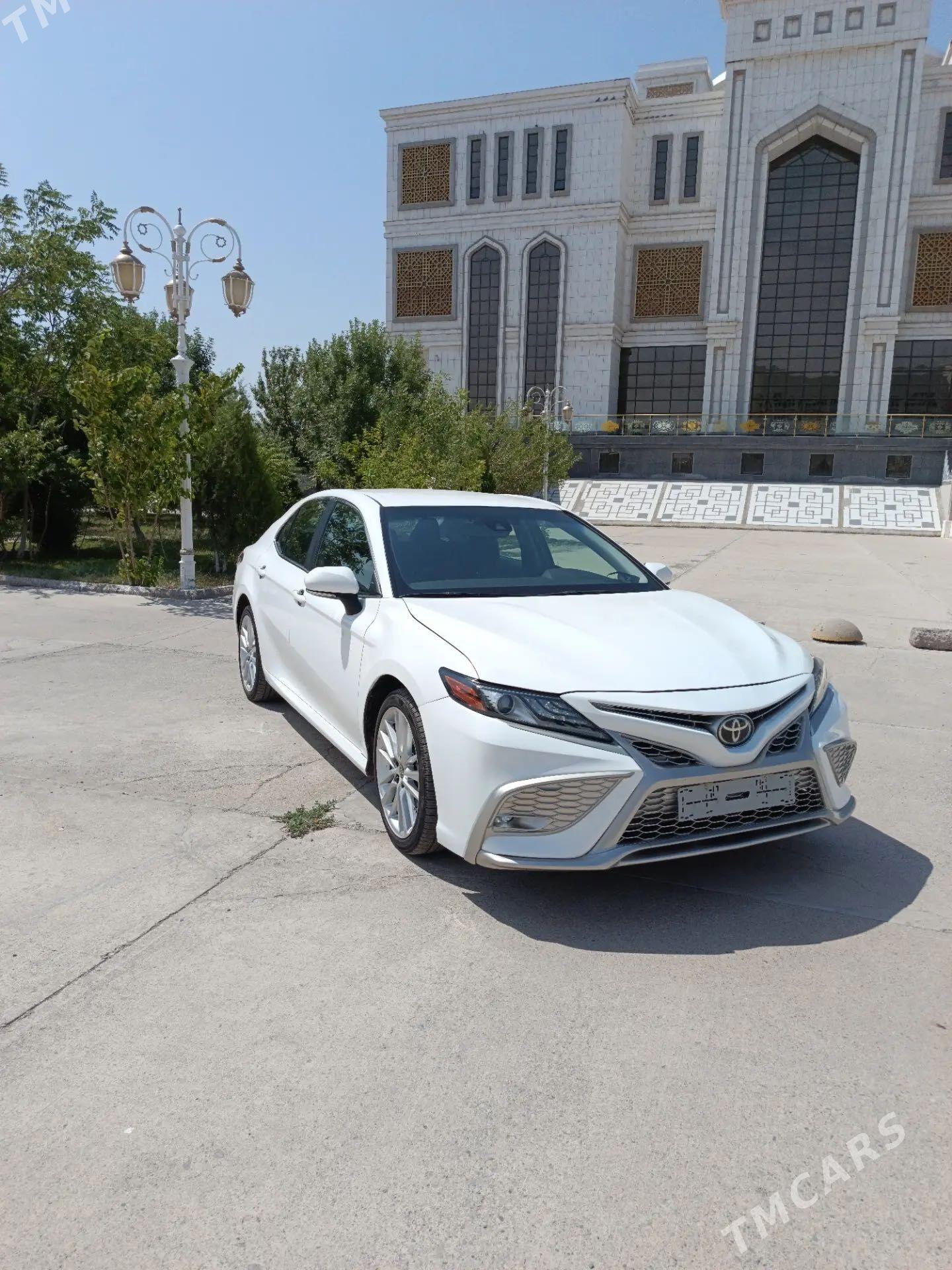 Toyota Camry 2023 - 345 000 TMT - Дашогуз - img 1