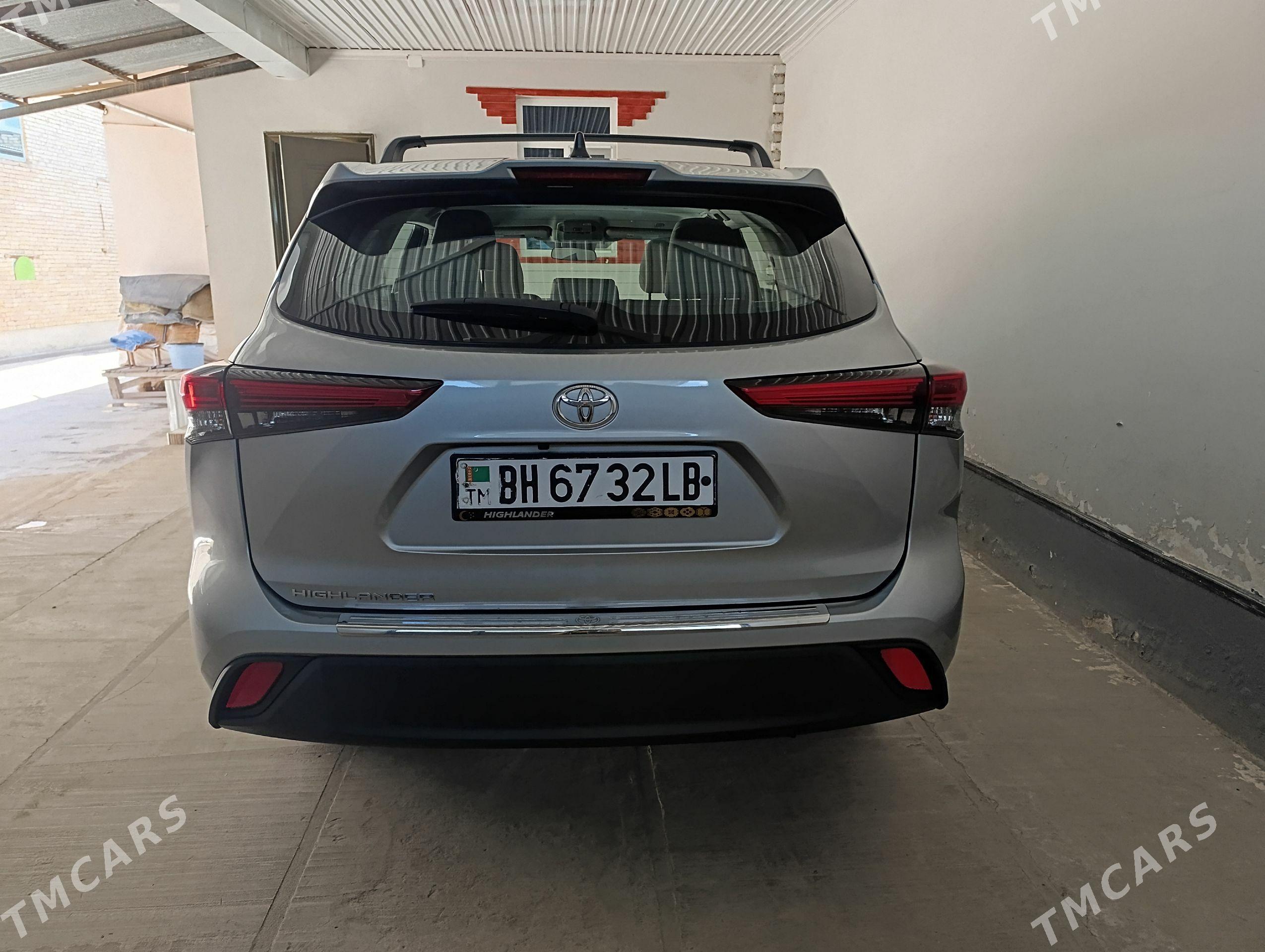 Toyota Highlander 2023 - 520 000 TMT - Туркменабат - img 1