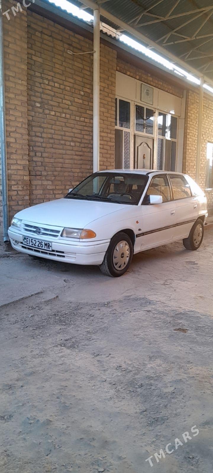 Opel Astra 1992 - 35 000 TMT - Мары - img 1