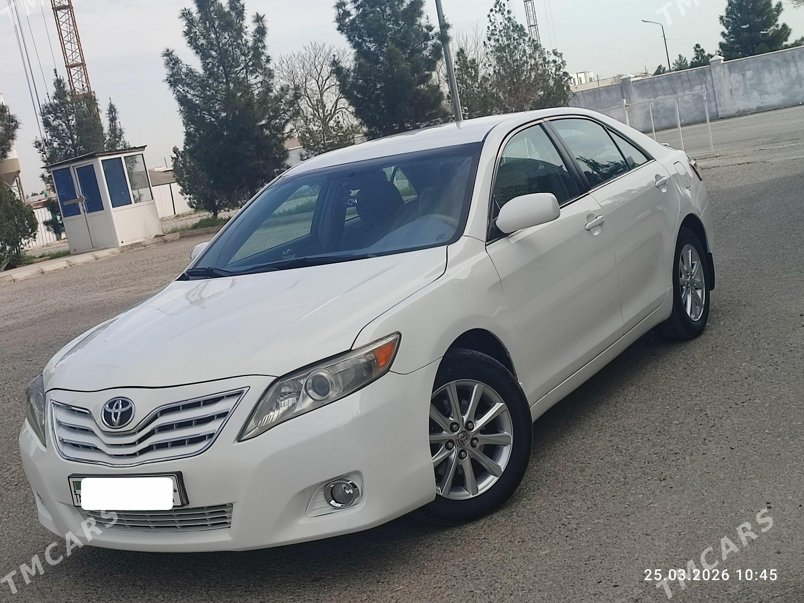 Toyota Camry 2011 - 230 000 TMT - Мары - img 1