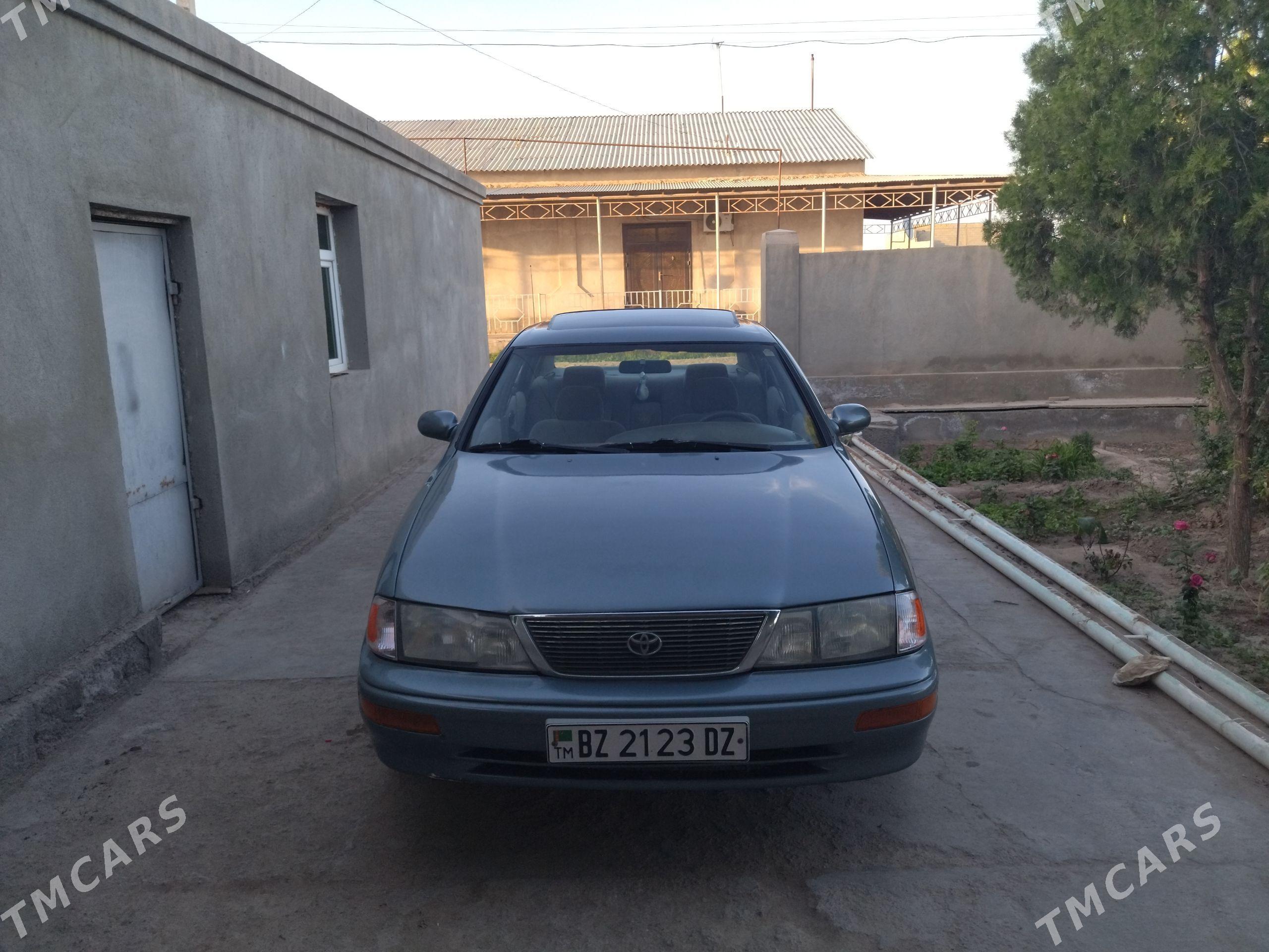Toyota Avalon 1997 - 150 000 TMT - Дашогуз - img 1