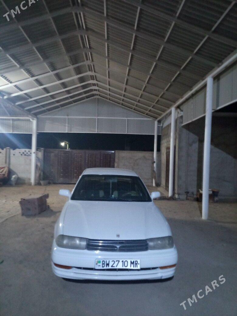 Toyota Camry 1993 - 40 000 TMT - Мургап - img 1