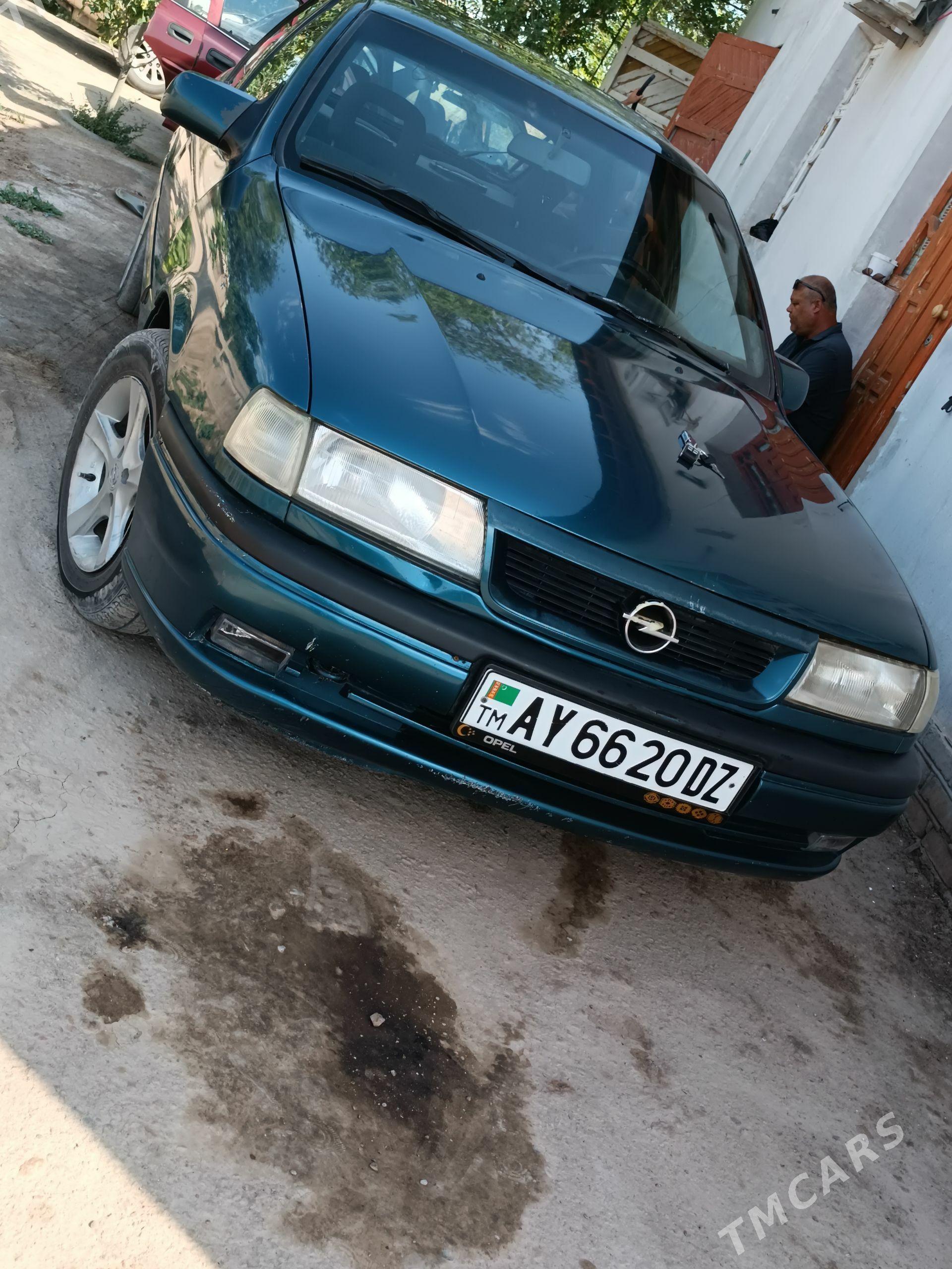 Opel Vectra 1994 - 58 000 TMT - Şabat etr. - img 1