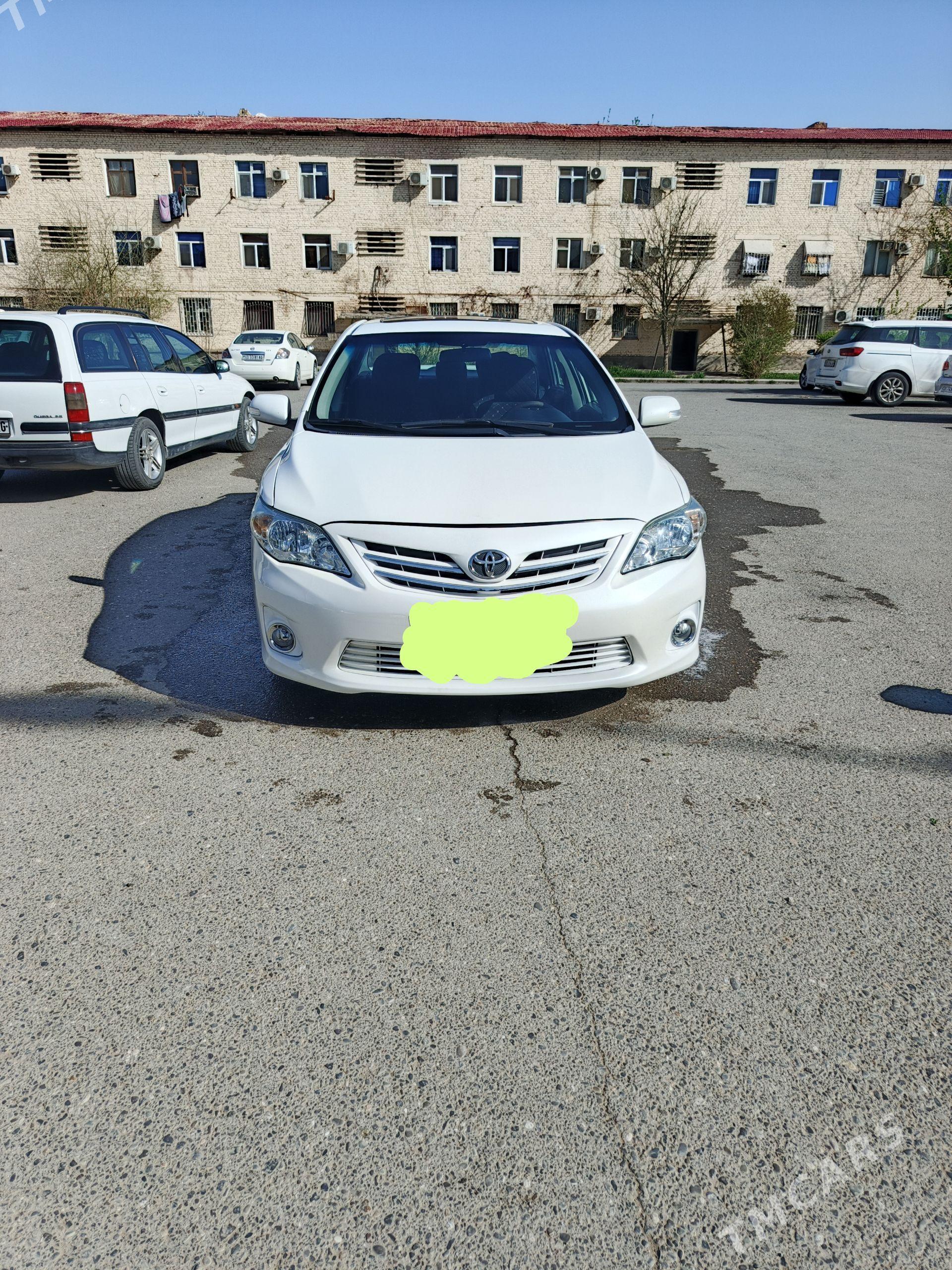Toyota Corolla 2011 - 190 000 TMT - 6 мкр - img 1