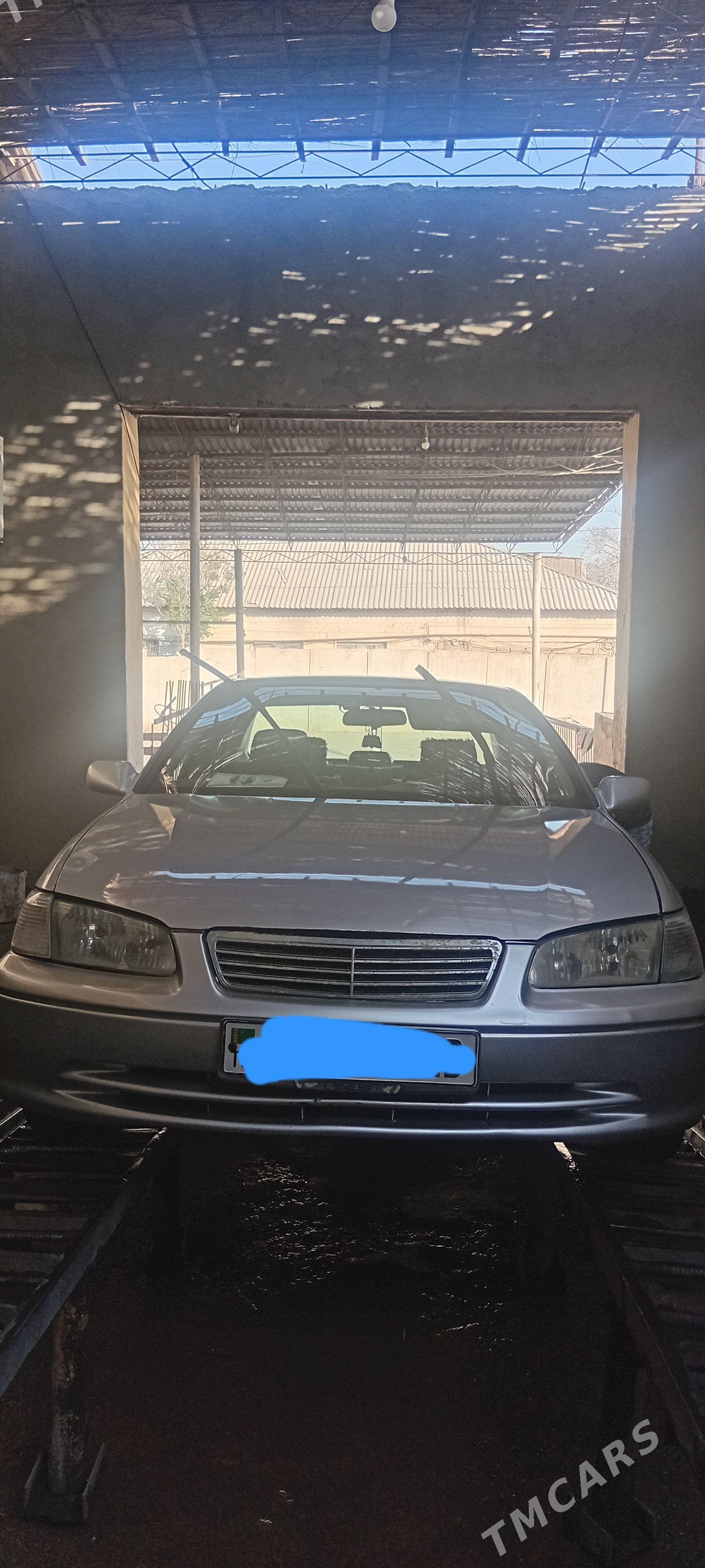 Toyota Camry 2000 - 165 000 TMT - Достлук - img 1
