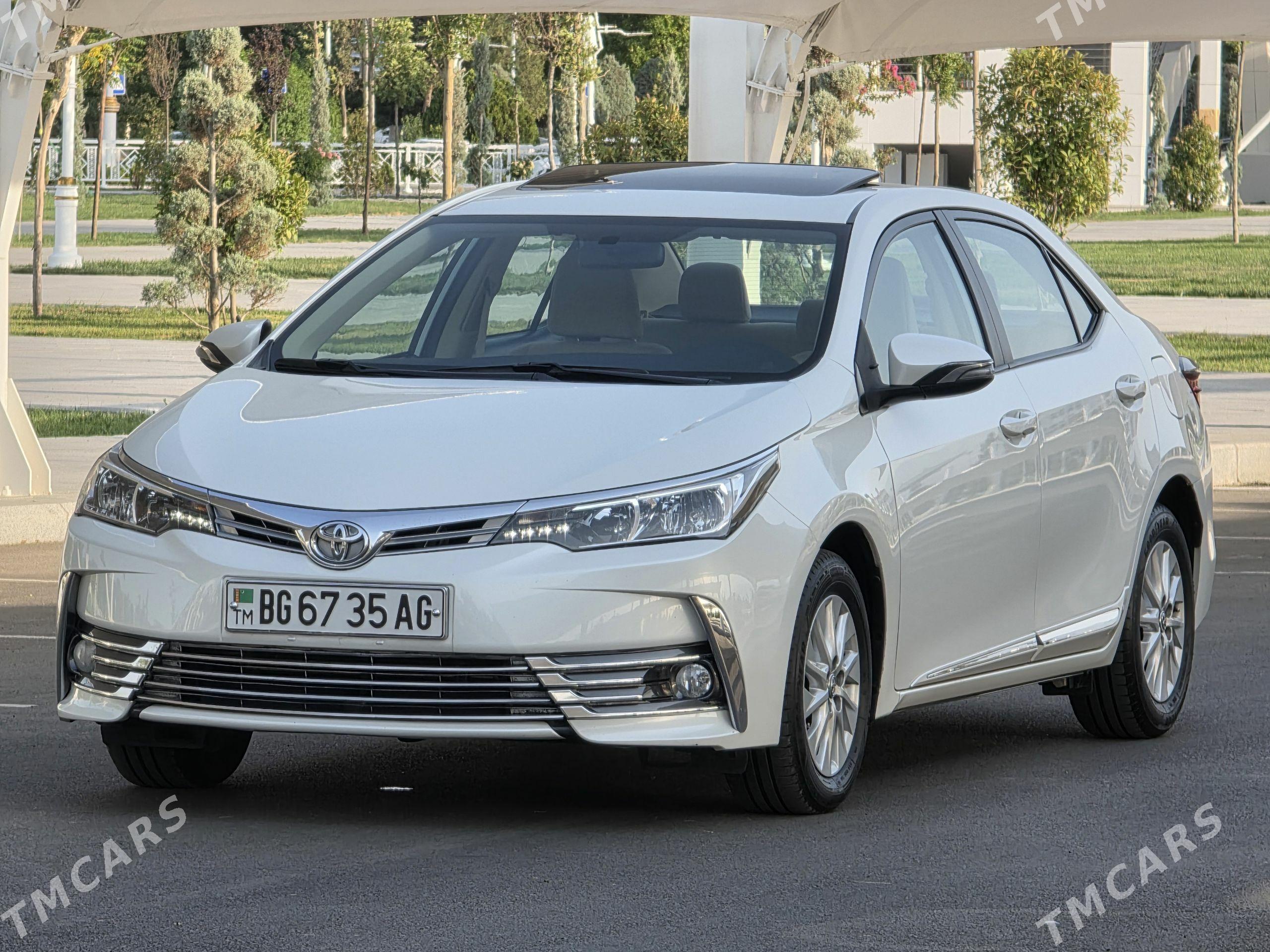 Toyota Corolla 2019 - 325 000 TMT - 2 мкр - img 1