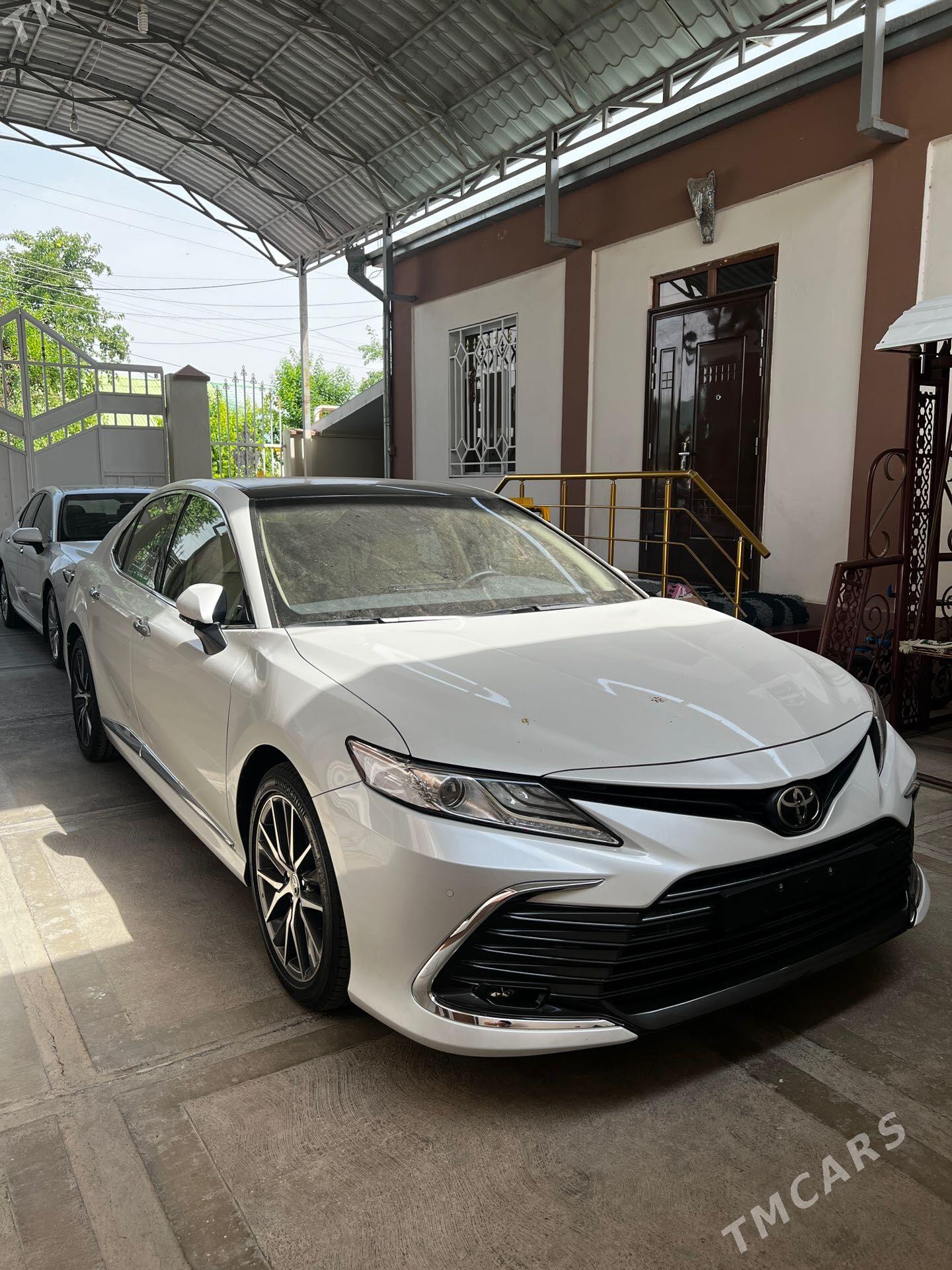 Toyota Camry 2022 - 585 000 TMT - Ашхабад - img 1