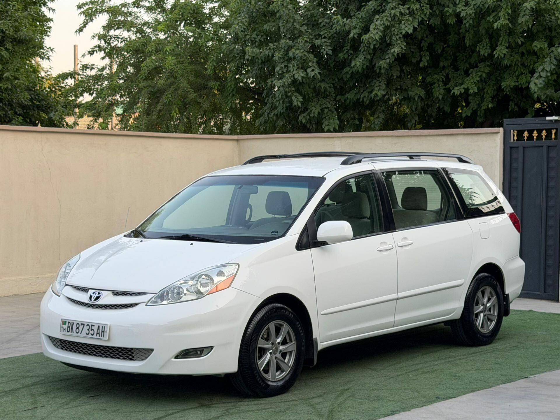 Toyota Sienna 2009 - 275 000 TMT - Ашхабад - img 1