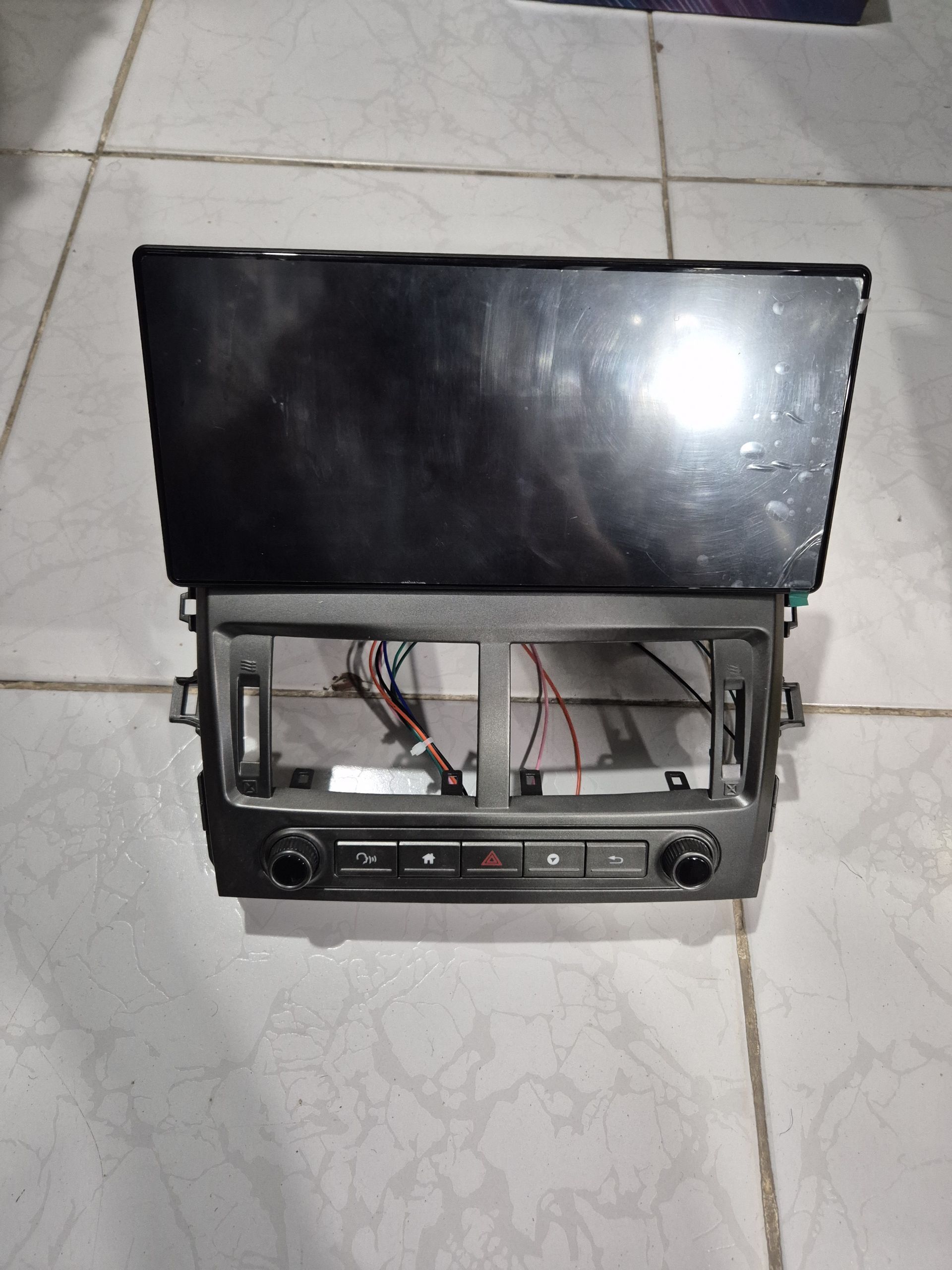 Tv Planset Corolla 3 000 TMT - Балканабат - img 1