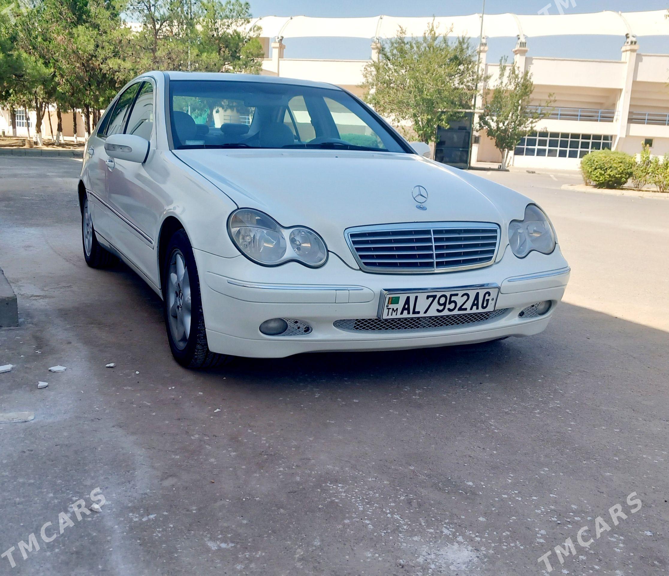 Mercedes-Benz C350 2002 - 98 000 TMT - Büzmeýin - img 1