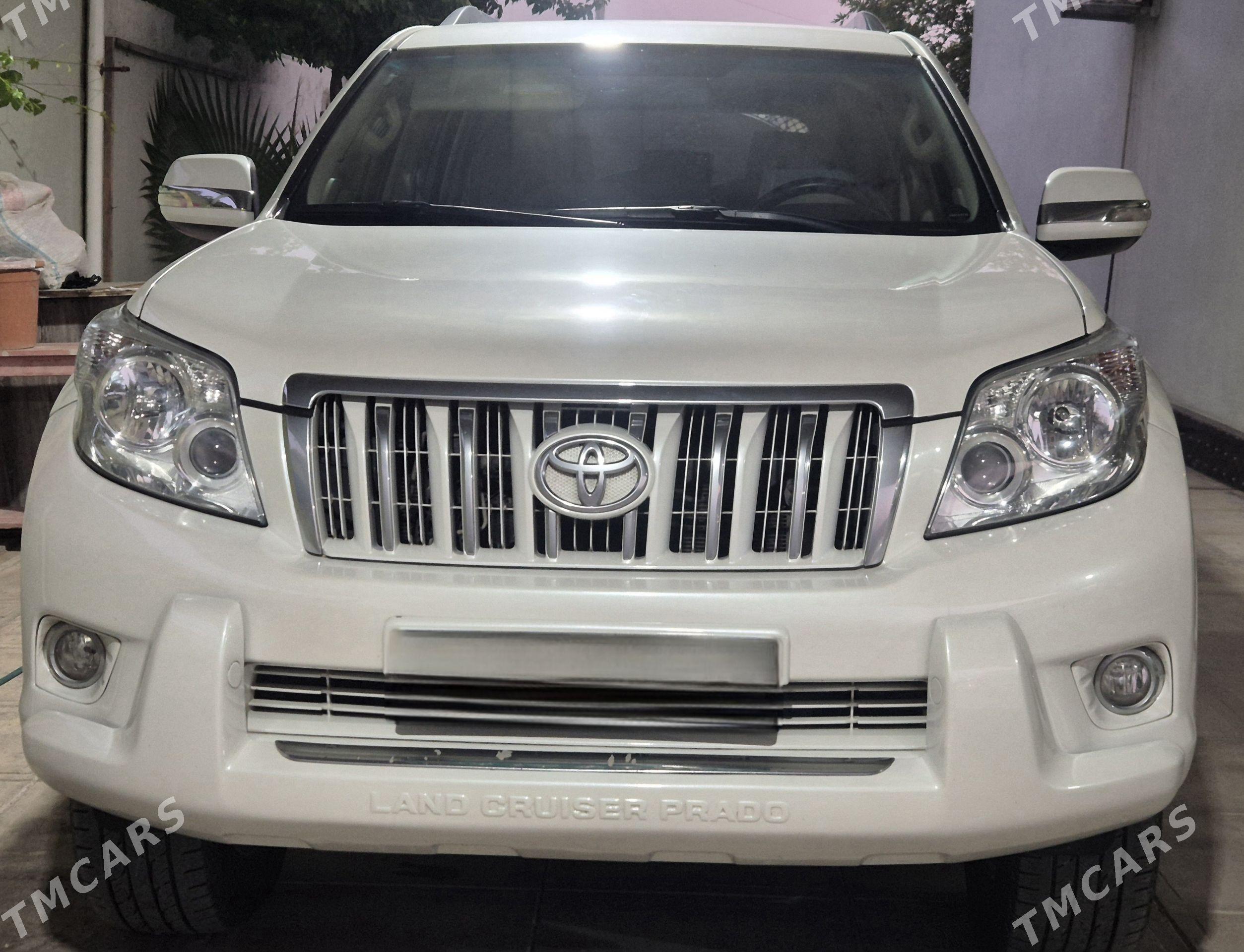 Toyota Land Cruiser Prado 2010 - 475 000 TMT - ул. Подвойского (Битарап Туркменистан шаёлы) - img 1