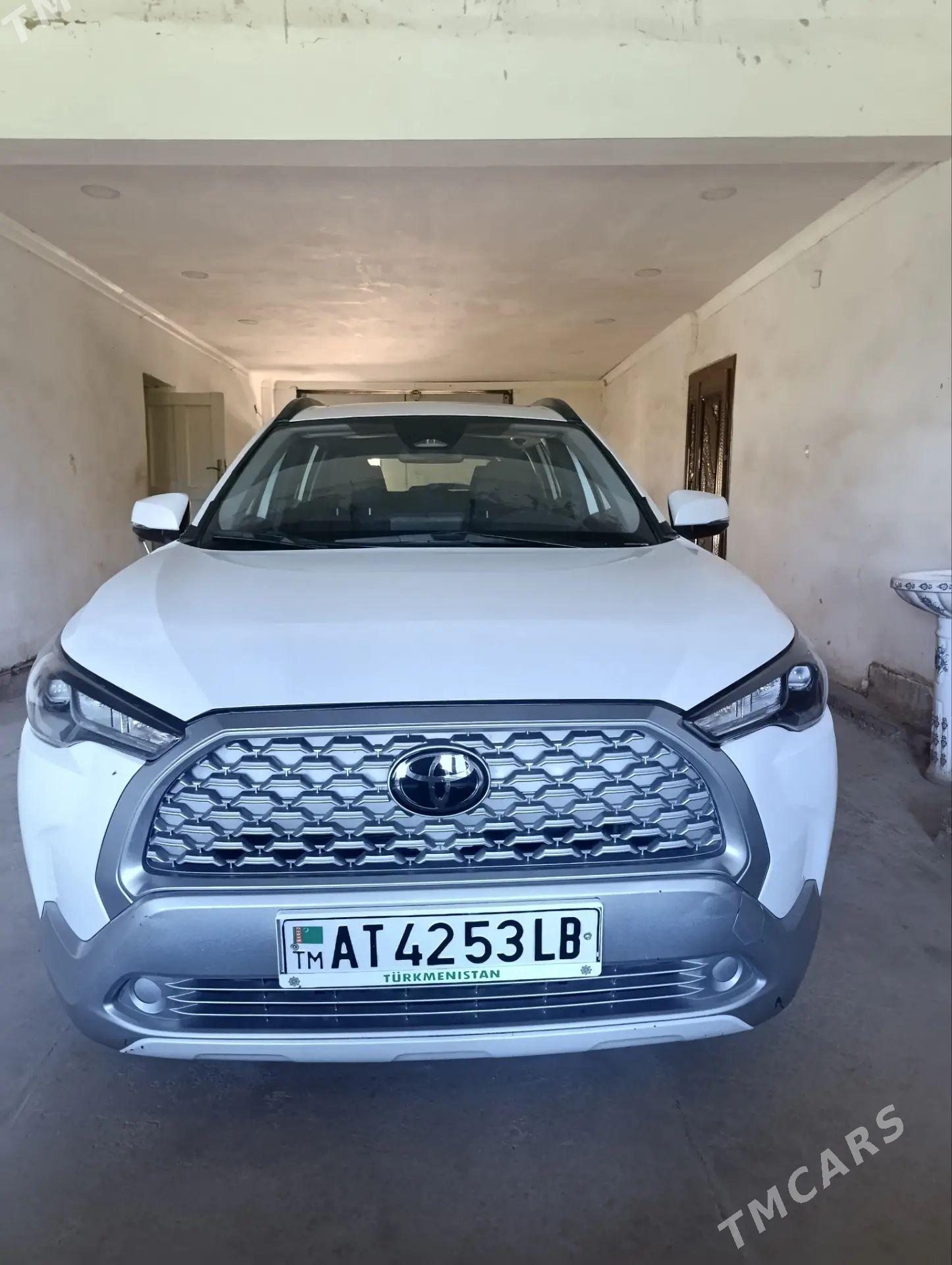 Toyota Corolla Cross 2023 - 400 000 TMT - Dänew - img 1