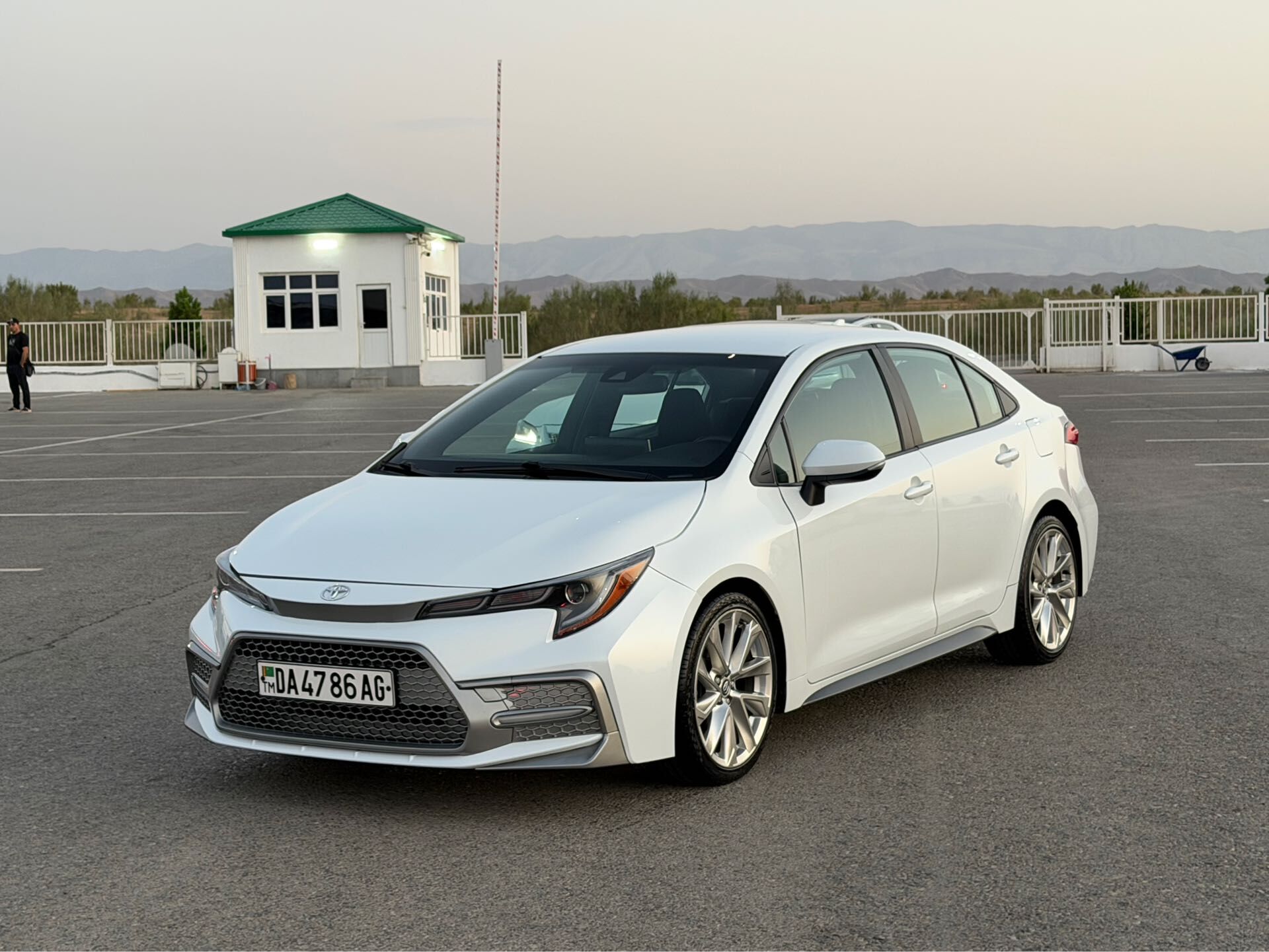 Toyota Corolla 2020 - 248 000 TMT - Ашхабад - img 1