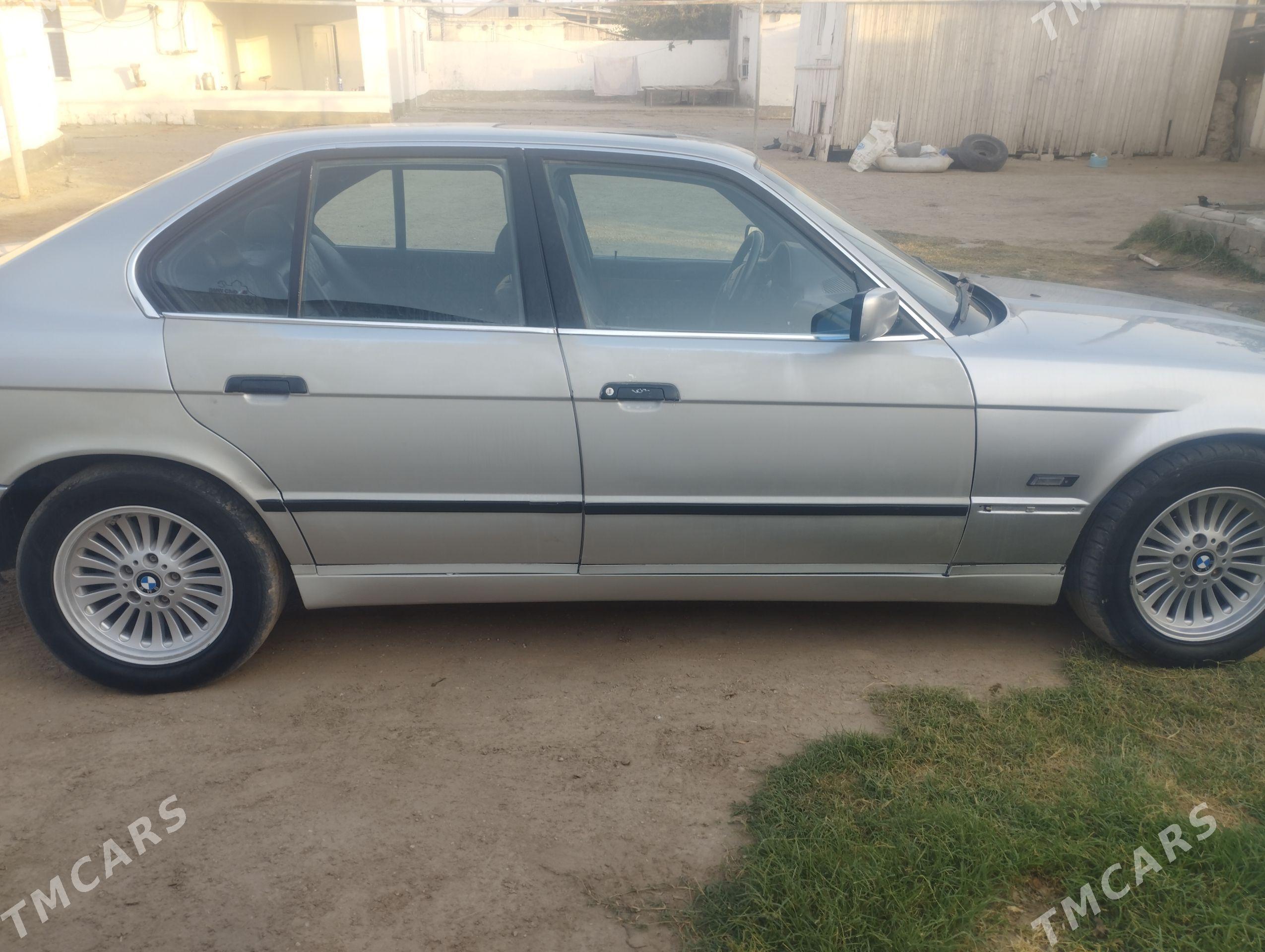 BMW 525 1992 - 41 000 TMT - Jebel - img 1
