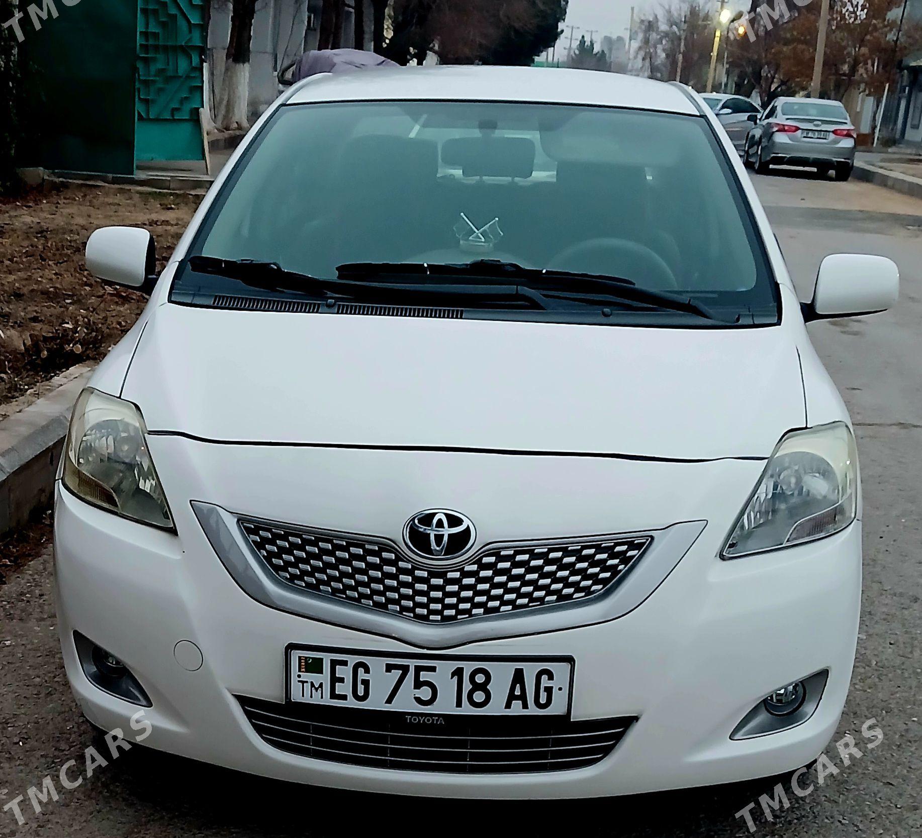 Toyota Yaris 2010 - 150 000 TMT - Ашхабад - img 1