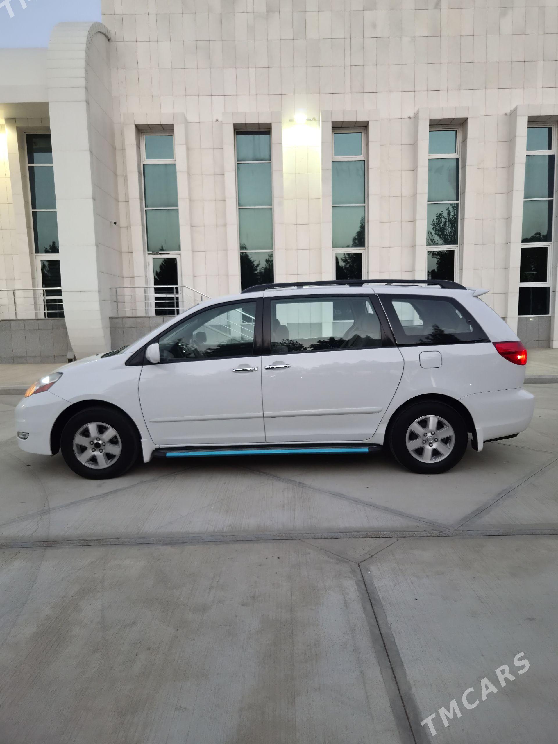 Toyota Sienna 2006 - 300 000 TMT - Ашхабад - img 1
