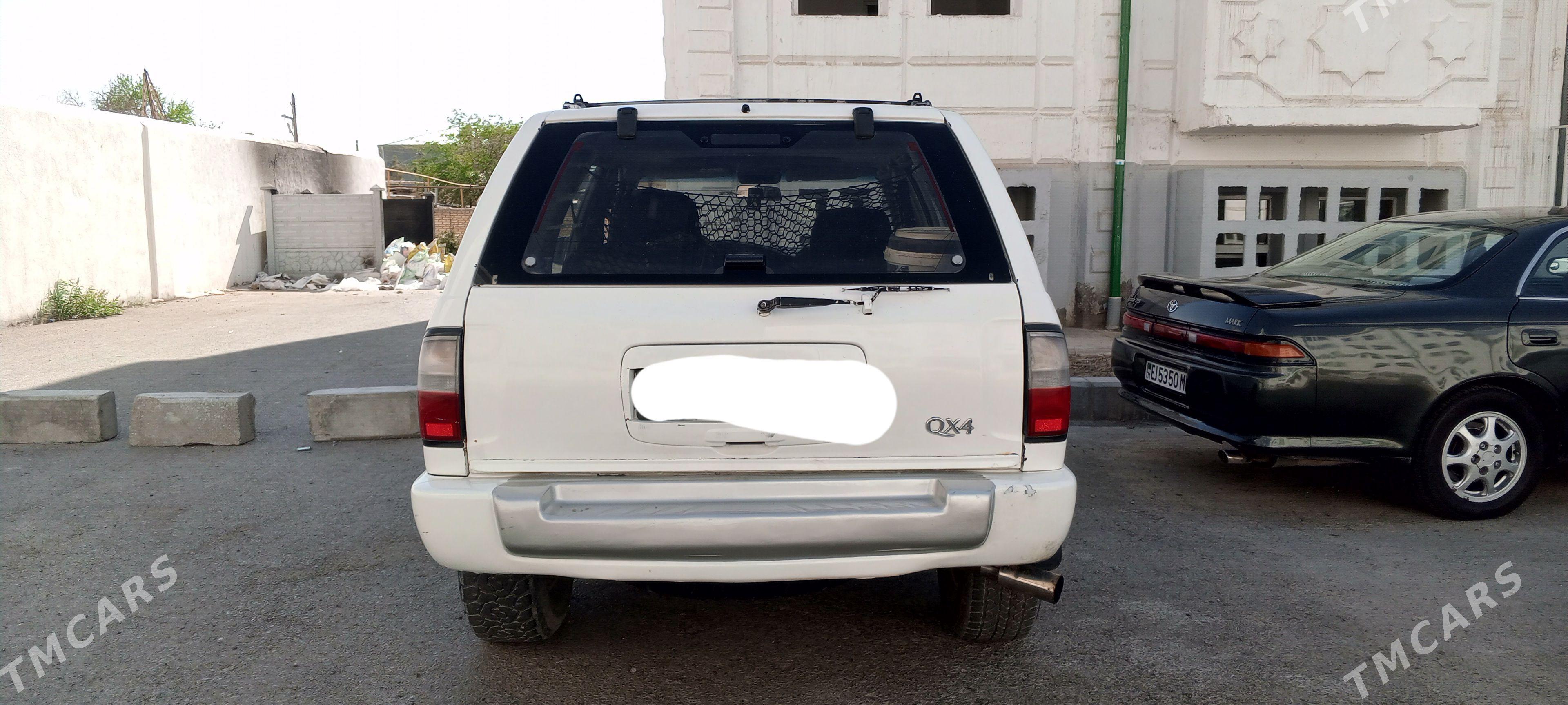 Infiniti QX4 1997 - 105 000 TMT - Murgap - img 1