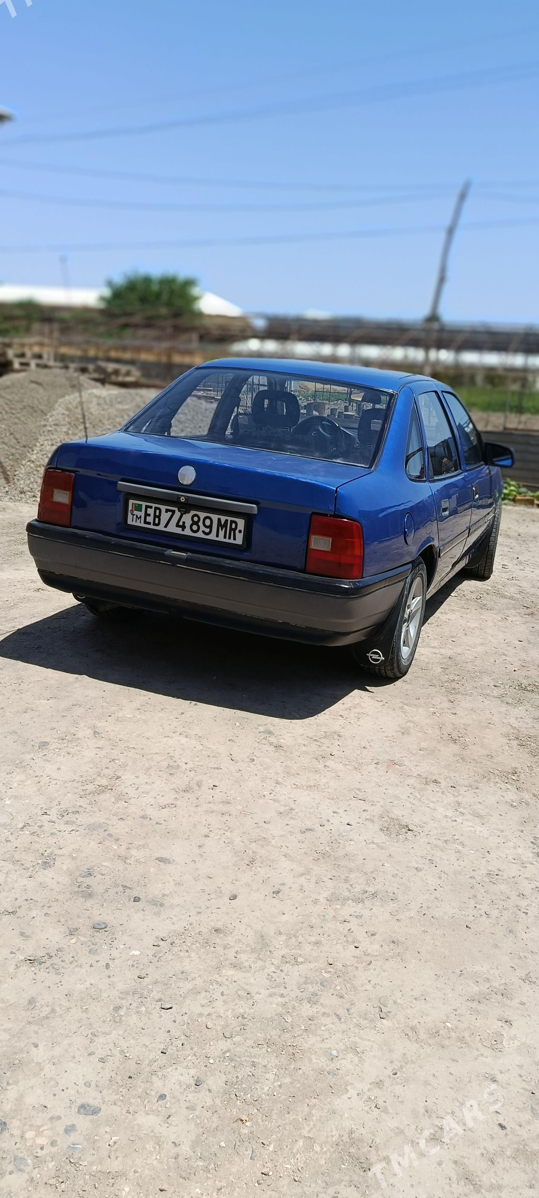 Opel Vectra 1991 - 45 000 TMT - Мары - img 1