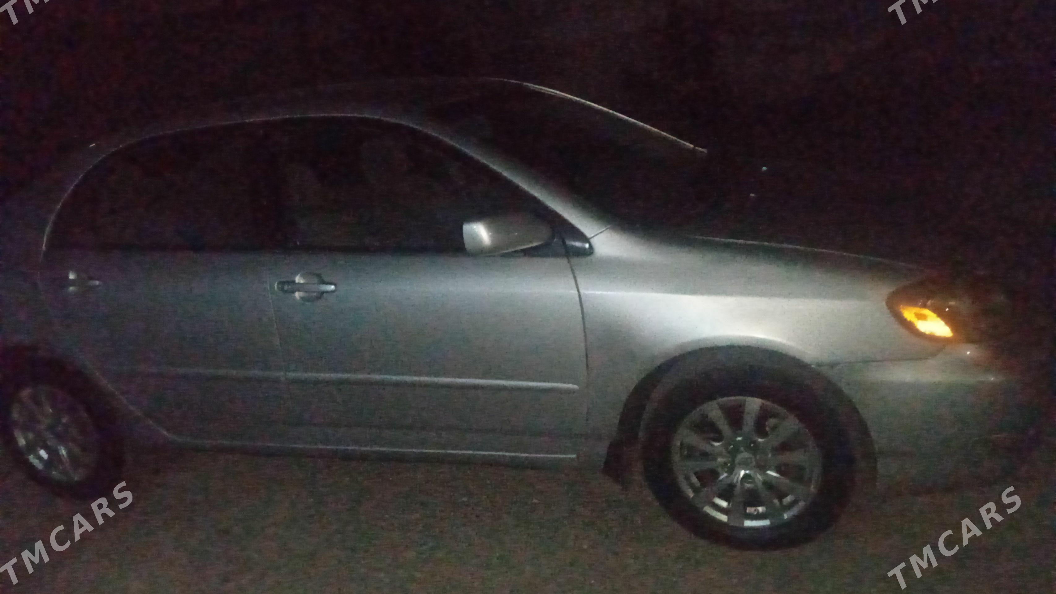 Toyota Corolla 2004 - 165 000 TMT - Ak bugdaý etraby - img 1