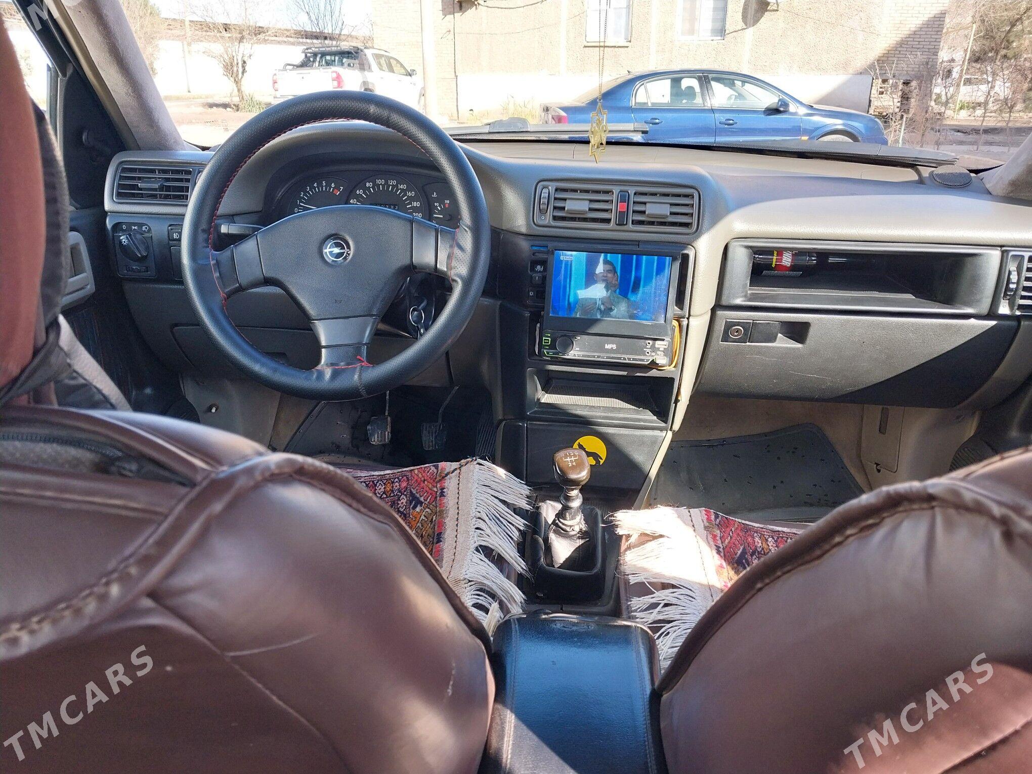 Opel Vectra 1992 - 60 000 TMT - Türkmenabat - img 1