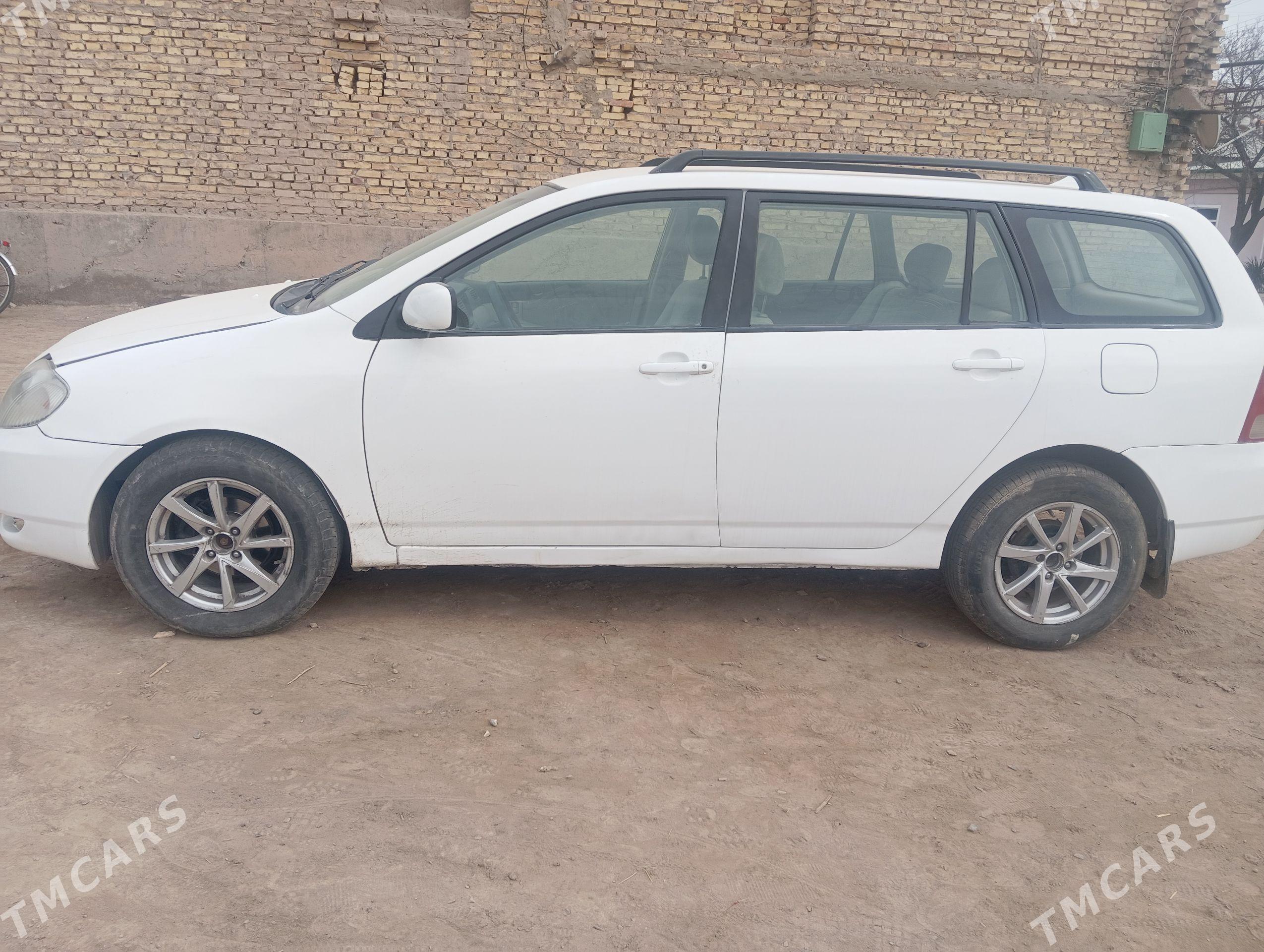 Toyota Corolla 2002 - 110 000 TMT - Дянев - img 1