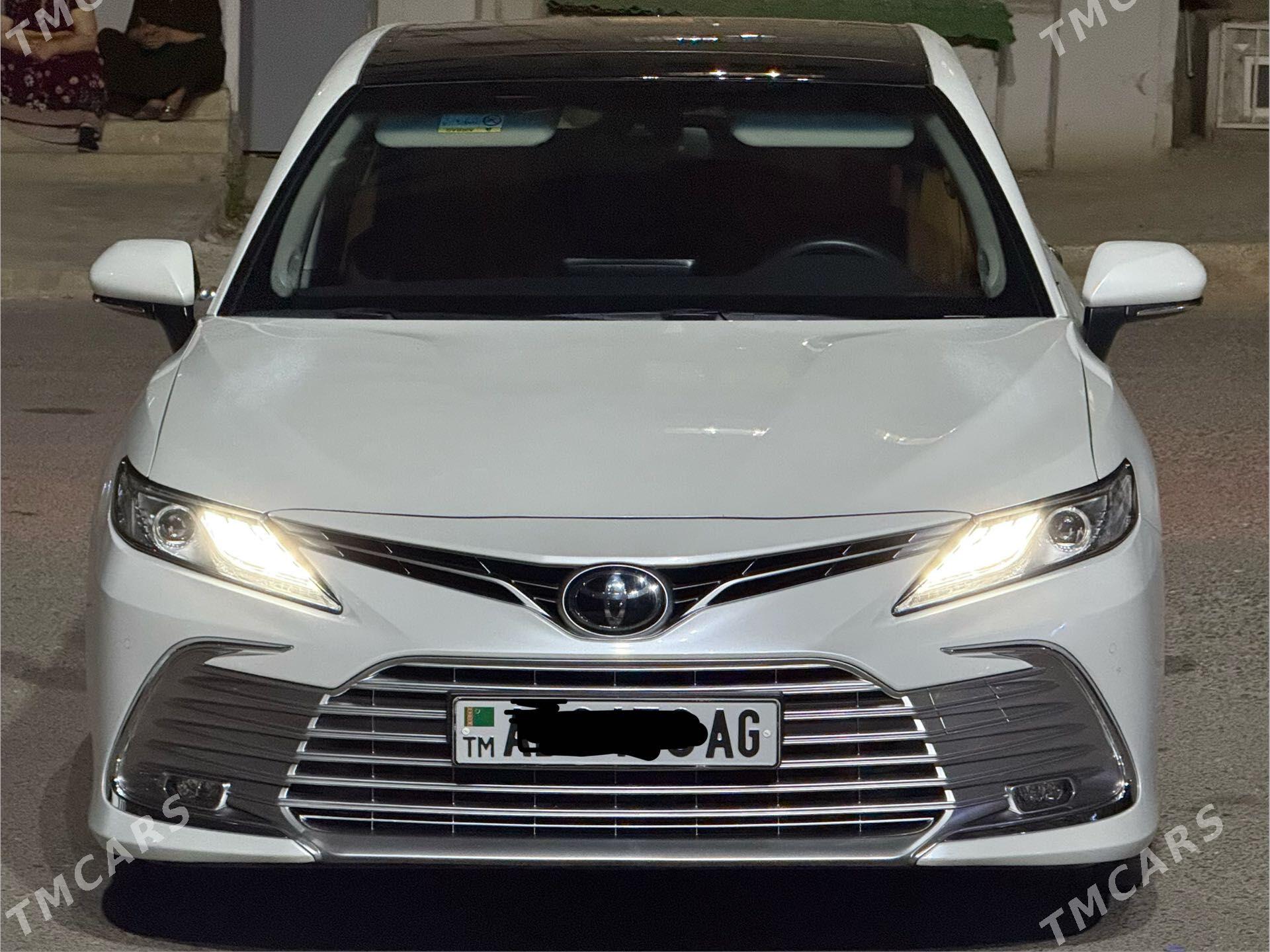 Toyota Camry 2023 - 670 000 TMT - Aşgabat - img 1