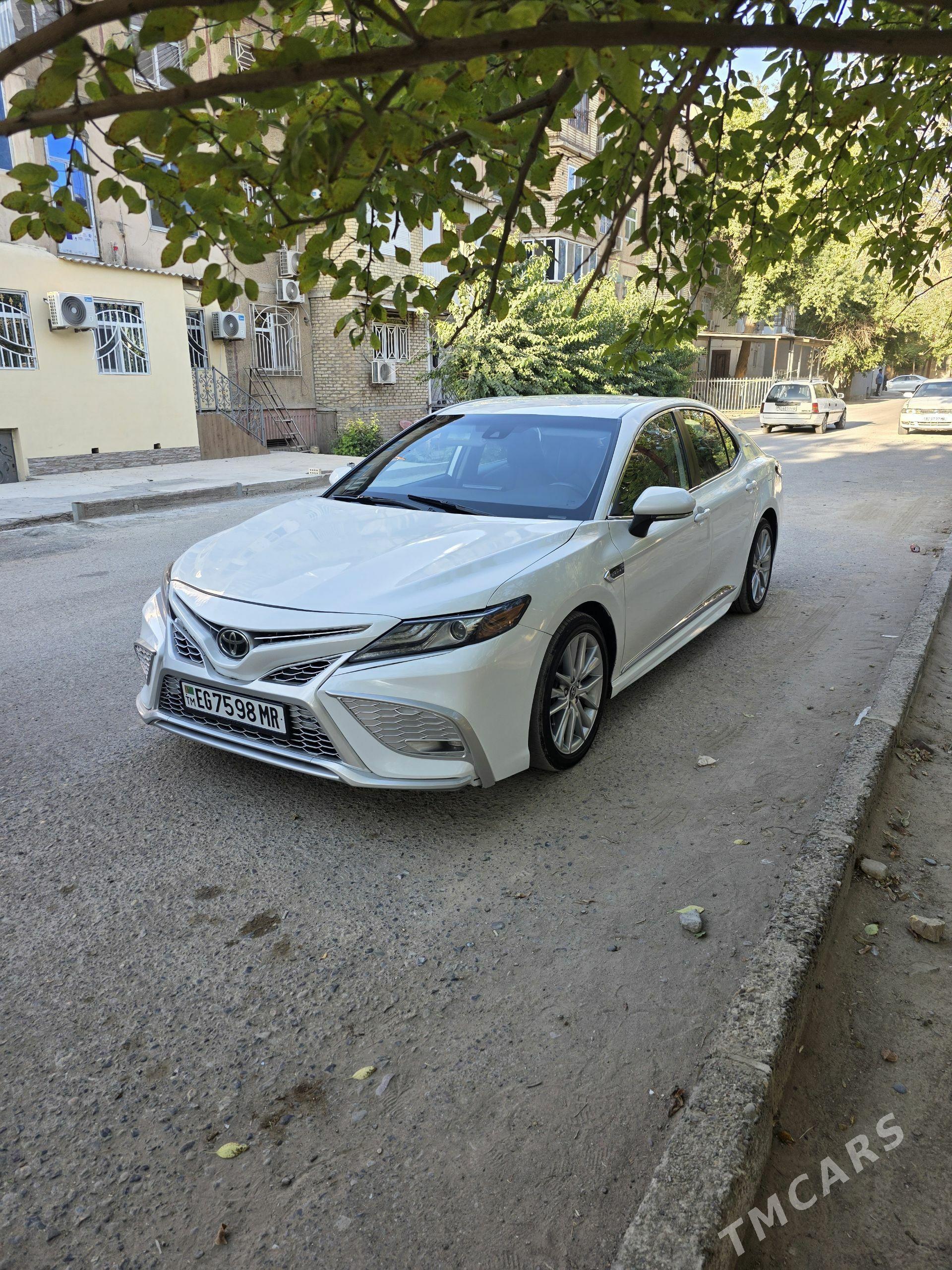 Toyota Camry 2021 - 300 000 TMT - Мары - img 1