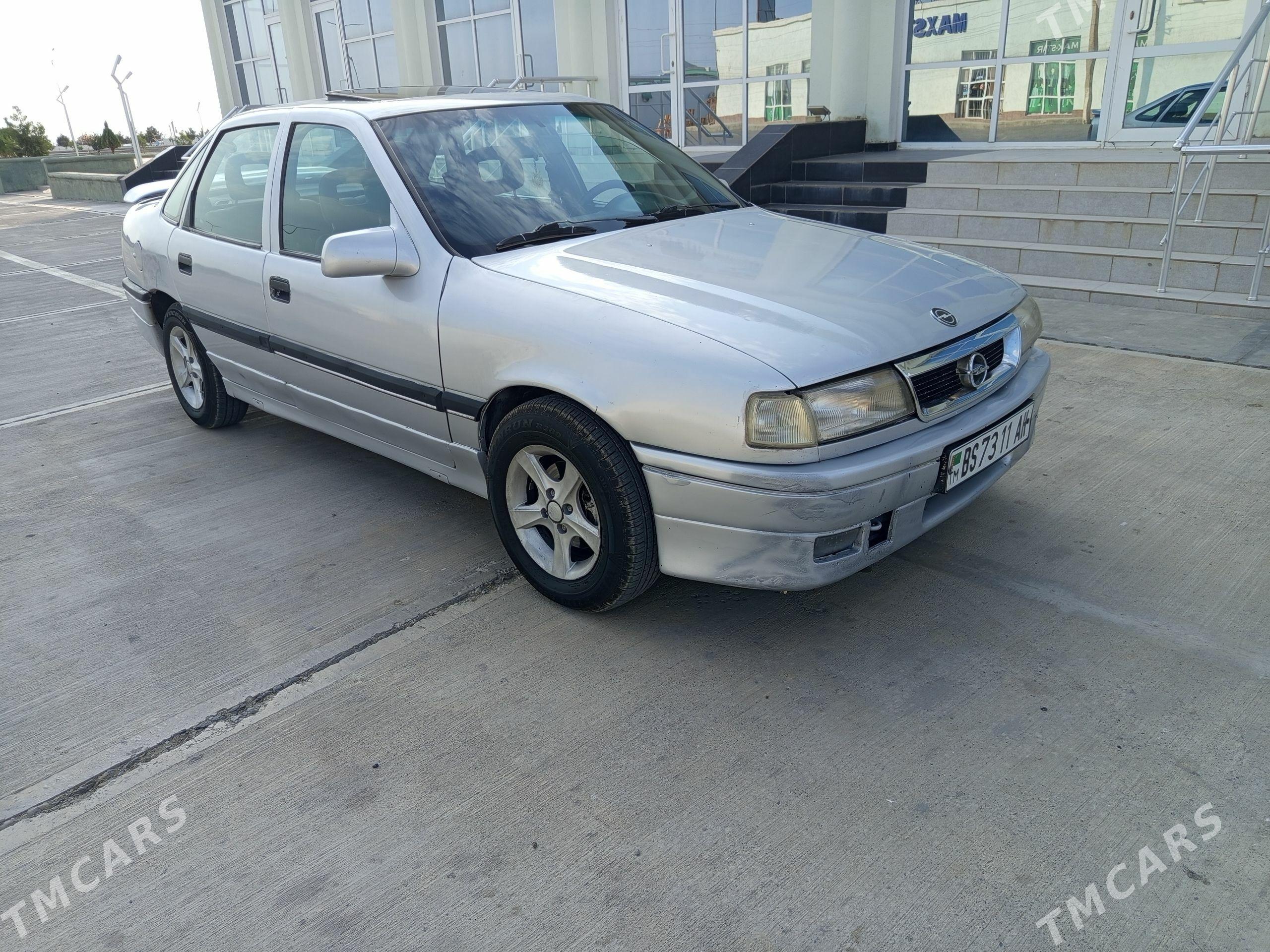 Opel Vectra 1992 - 31 000 TMT - Bäherden - img 1
