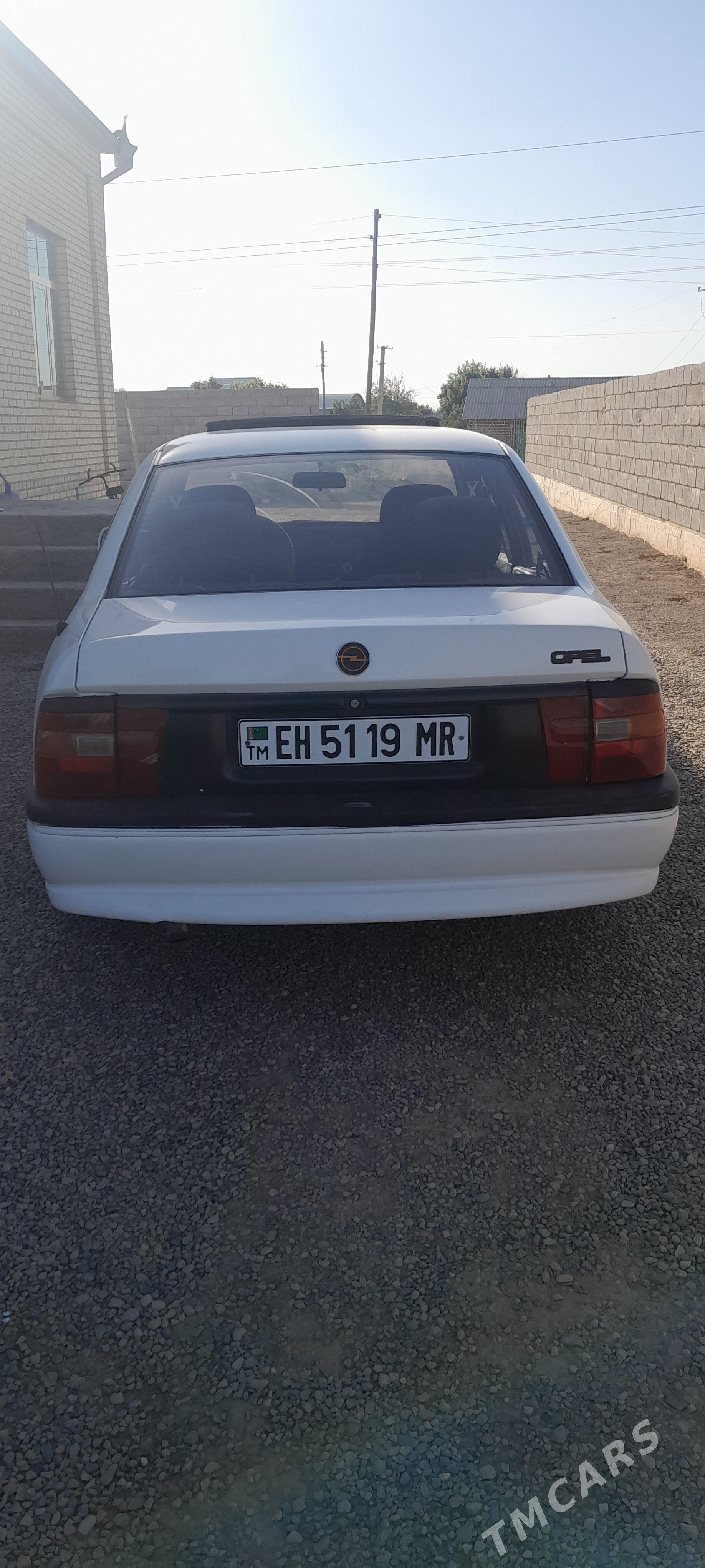 Opel Vectra 1992 - 35 000 TMT - Мары - img 1