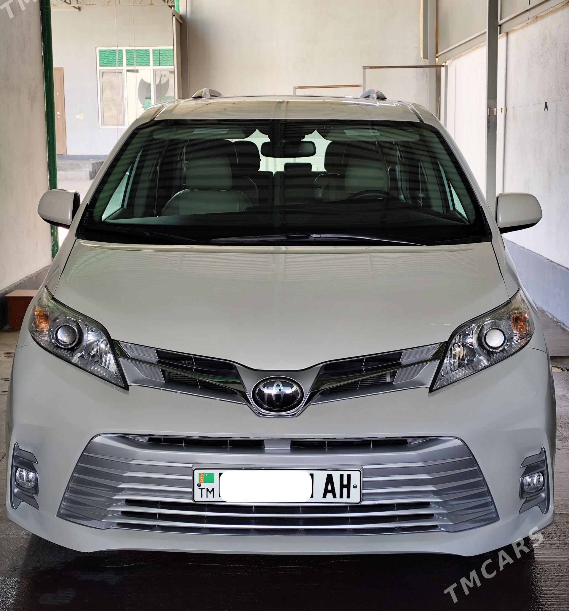 Toyota Sienna 2019 - 624 000 TMT - Änew - img 1