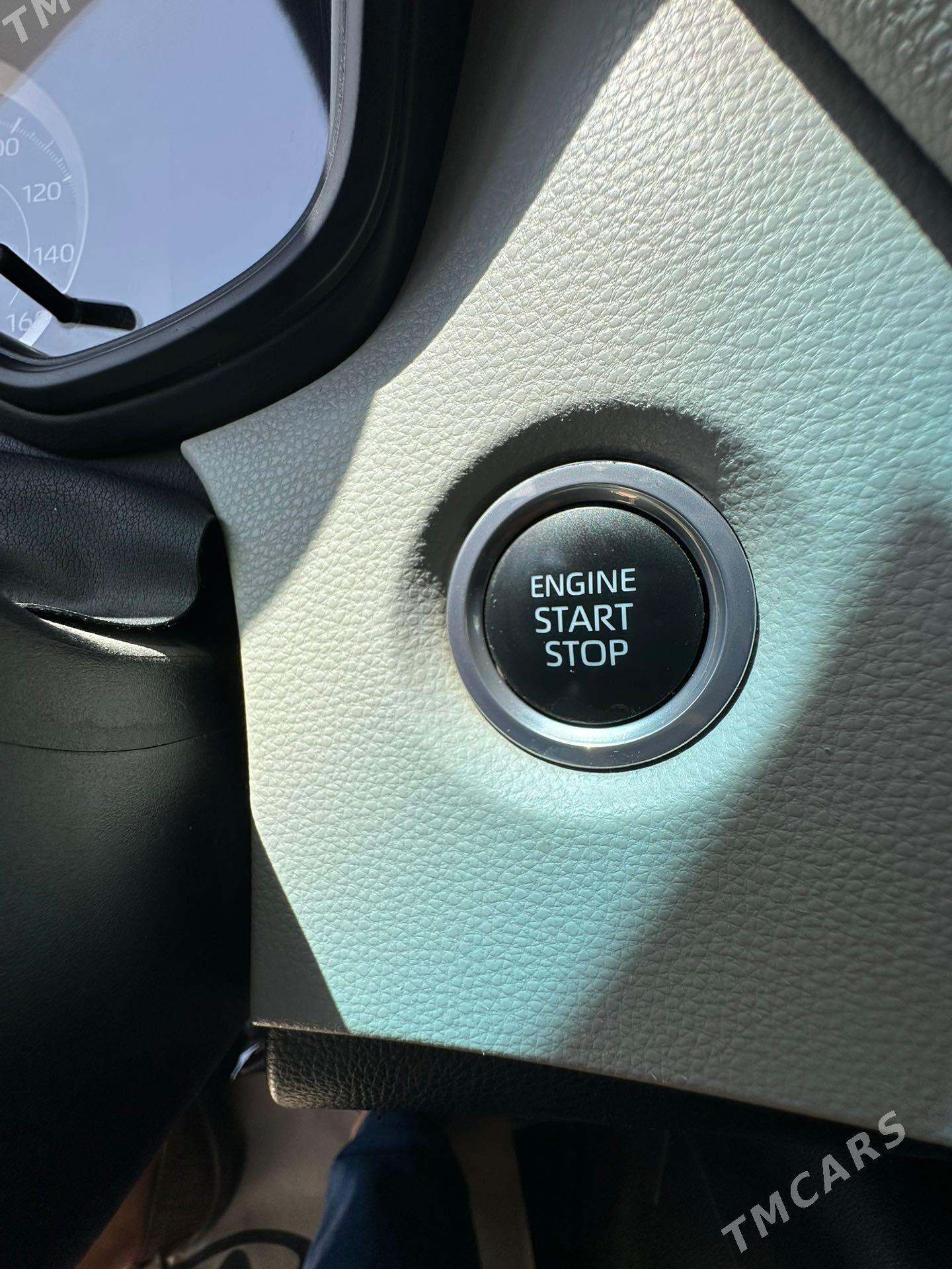 Toyota Corolla 2021 - 270 000 TMT - Мары - img 1