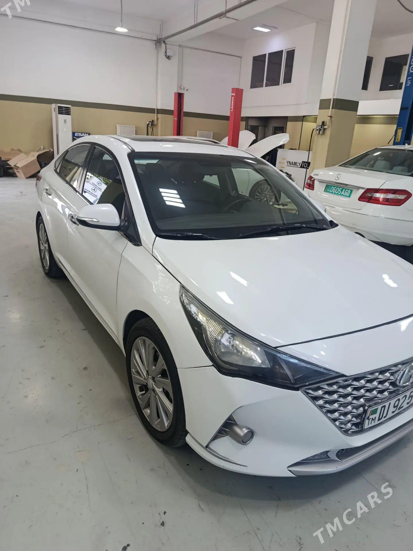 Hyundai Accent 2022 - 200 000 TMT - Анев - img 1