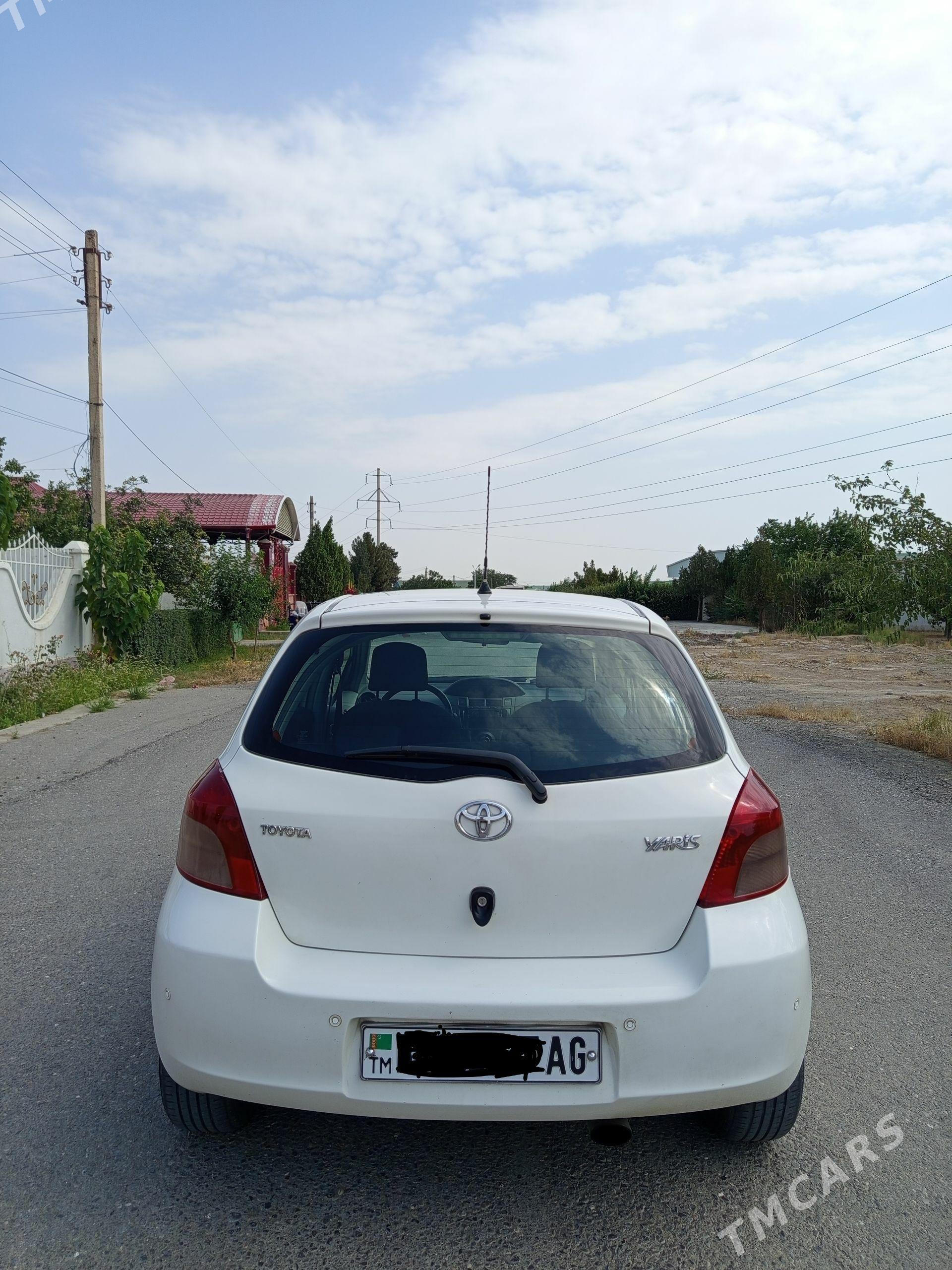 Toyota Yaris 2006 - 128 000 TMT - Бузмеин - img 1