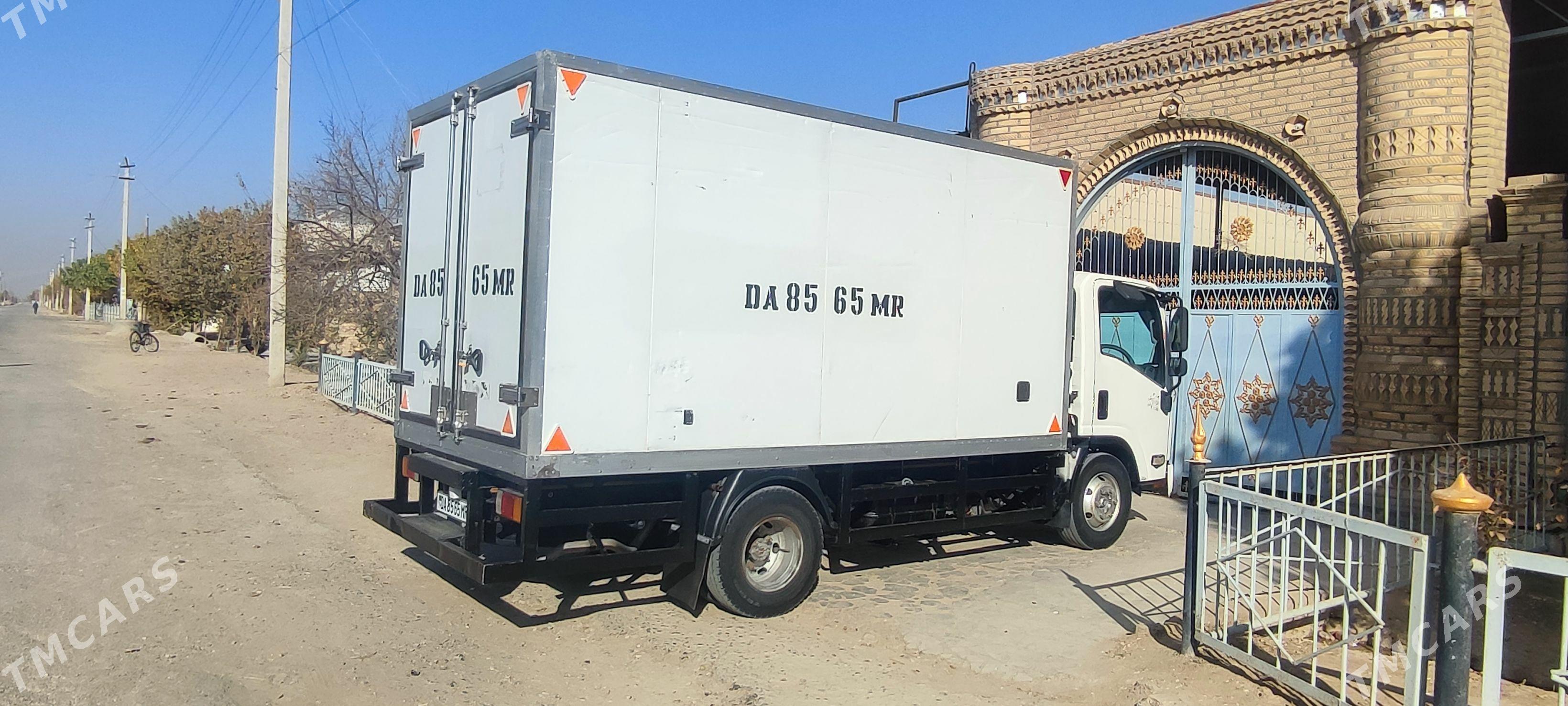 Mitsubishi Canter 2010 - 440 000 TMT - Mary - img 1