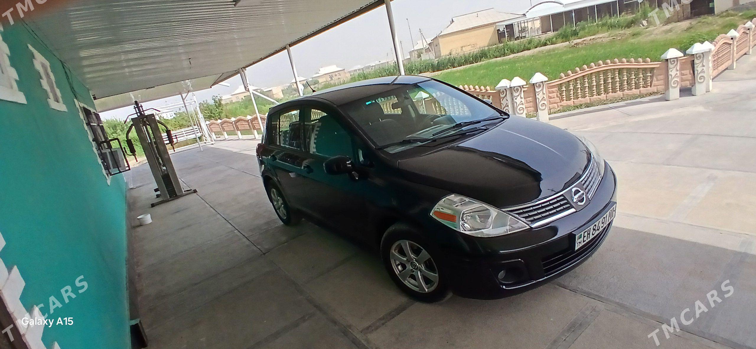 Nissan Versa 2010 - 130 000 TMT - Мары - img 1