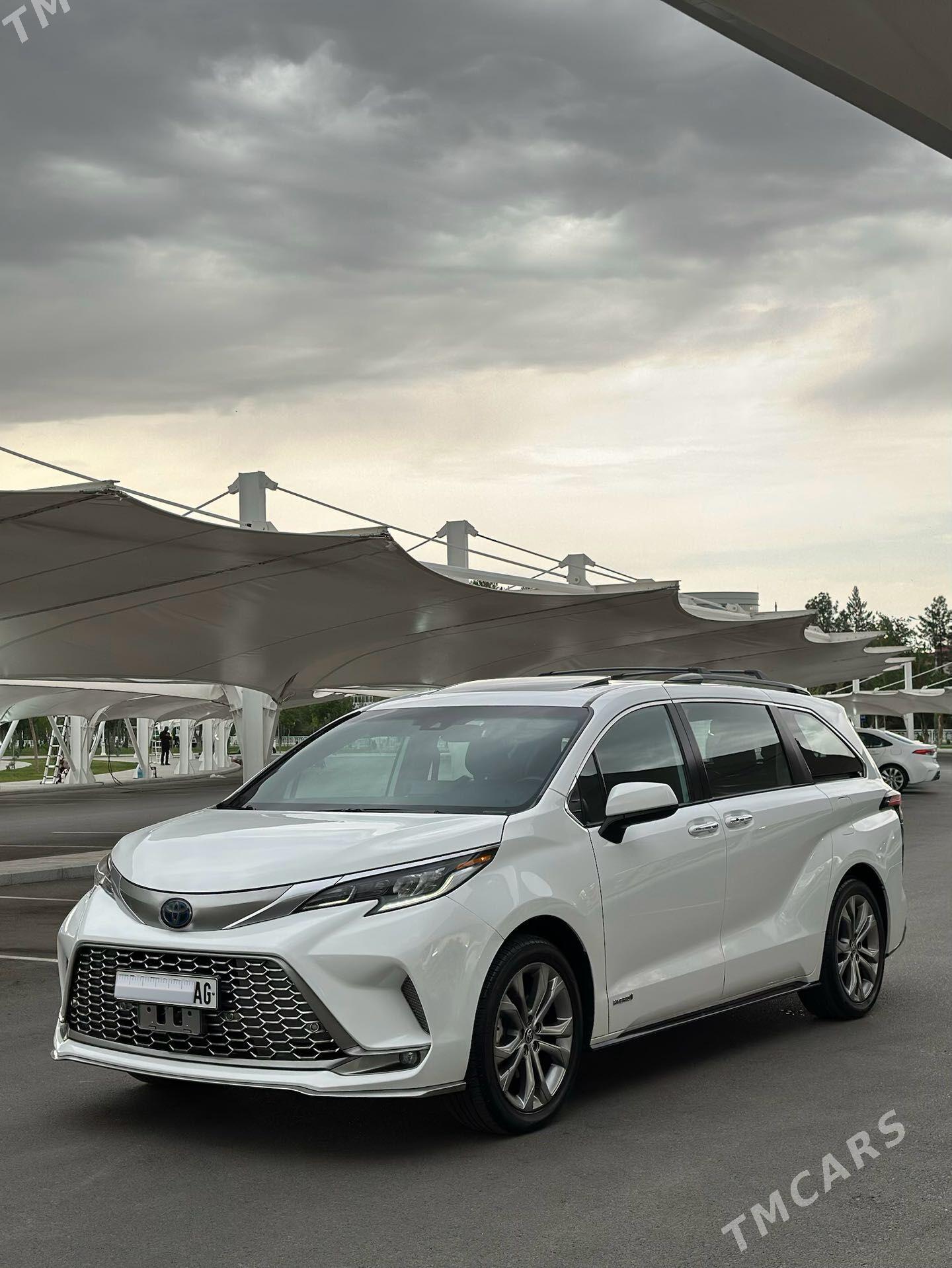 Toyota Sienna 2021 - 537 000 TMT - Ашхабад - img 1