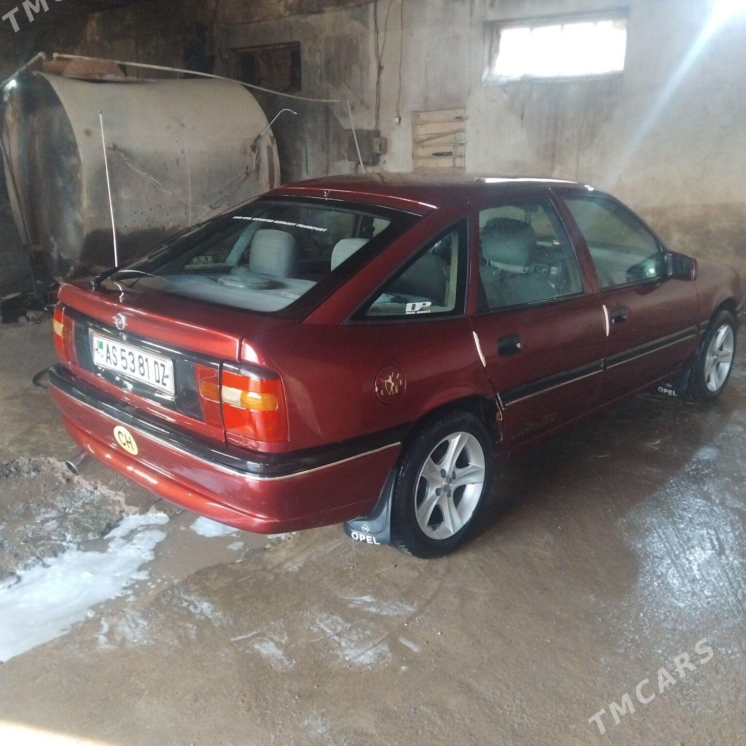 Opel Vectra 1995 - 45 000 TMT - Губадаг - img 1