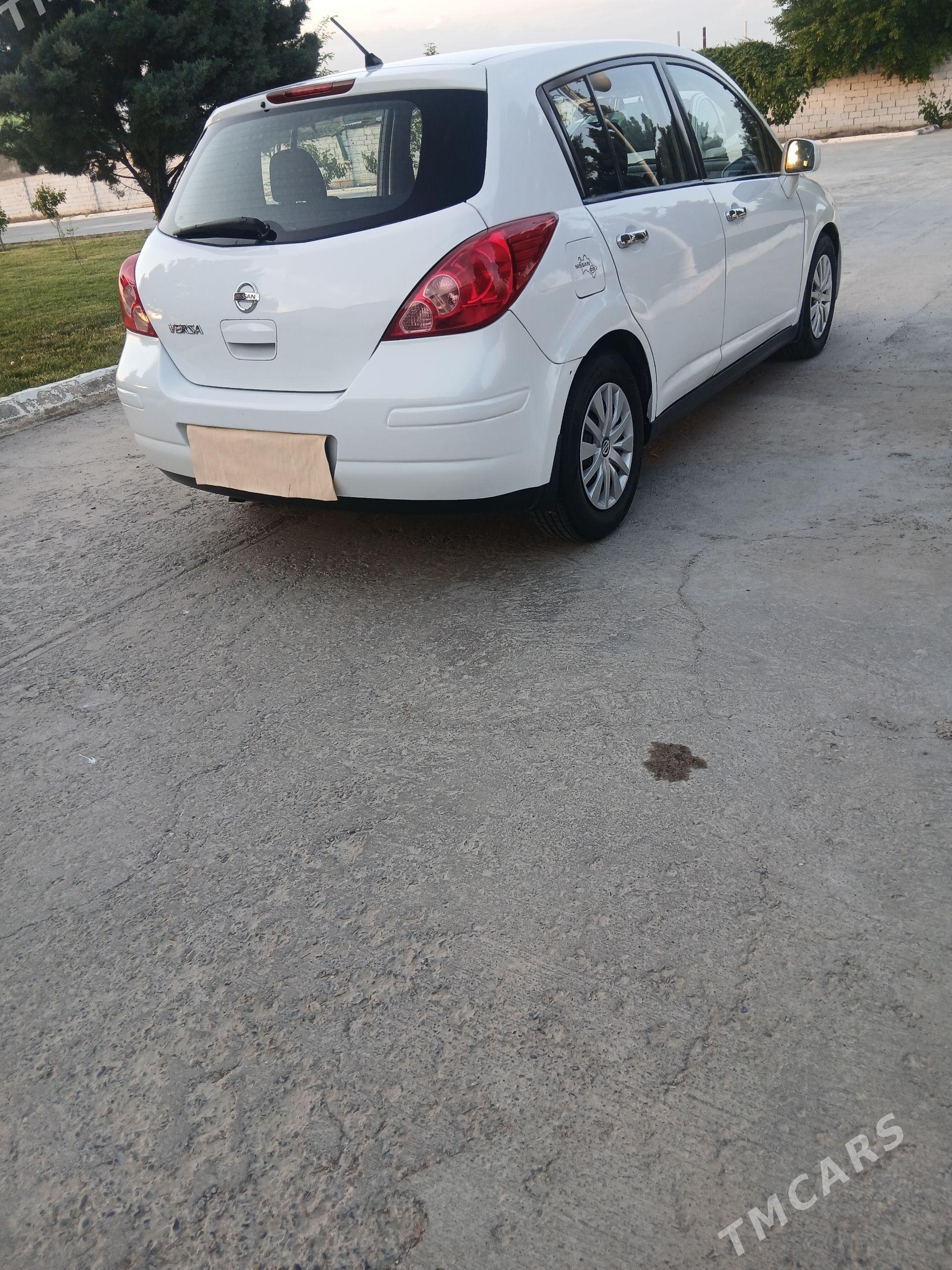 Nissan Versa 2011 - 144 000 TMT - Ашхабад - img 1