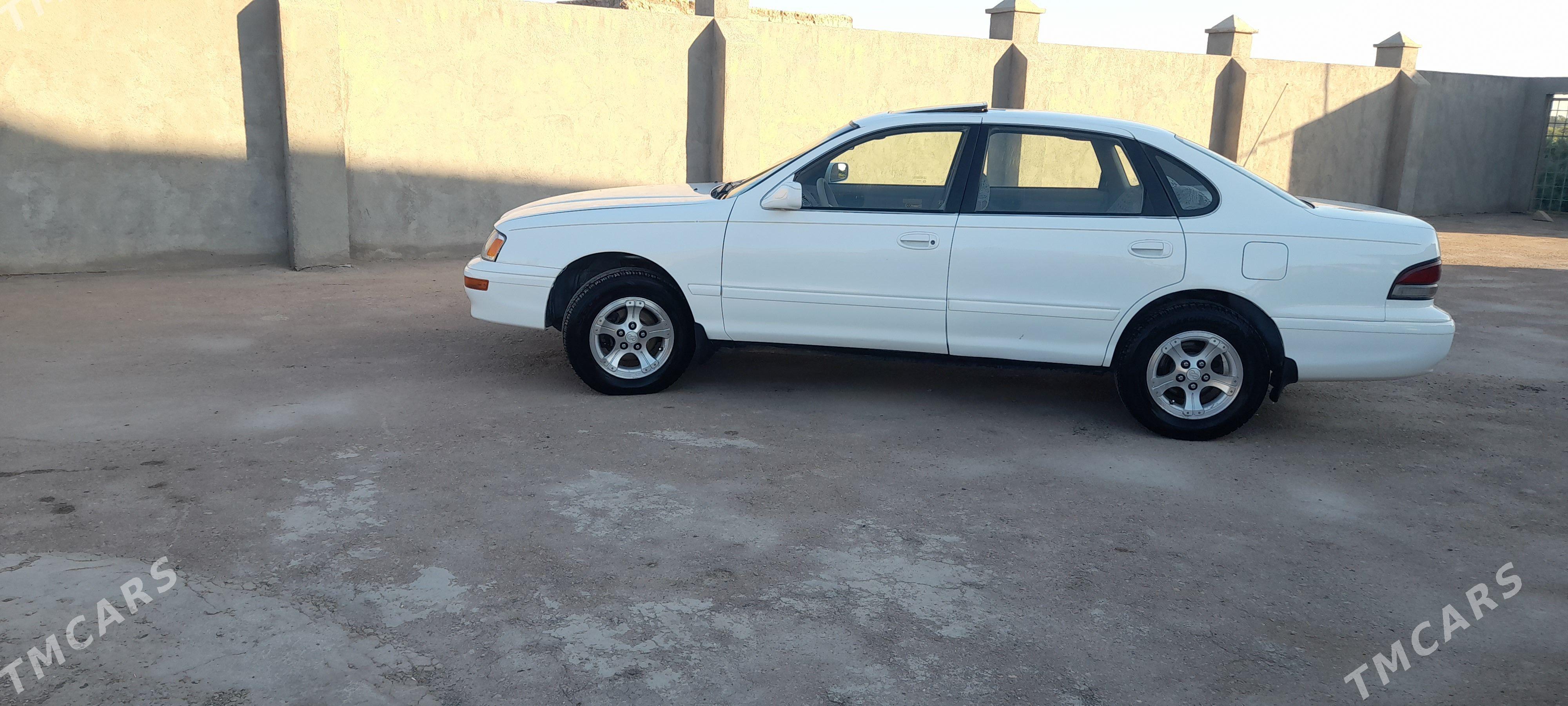 Toyota Avalon 1996 - 140 000 TMT - Gurbansoltan Eje - img 1