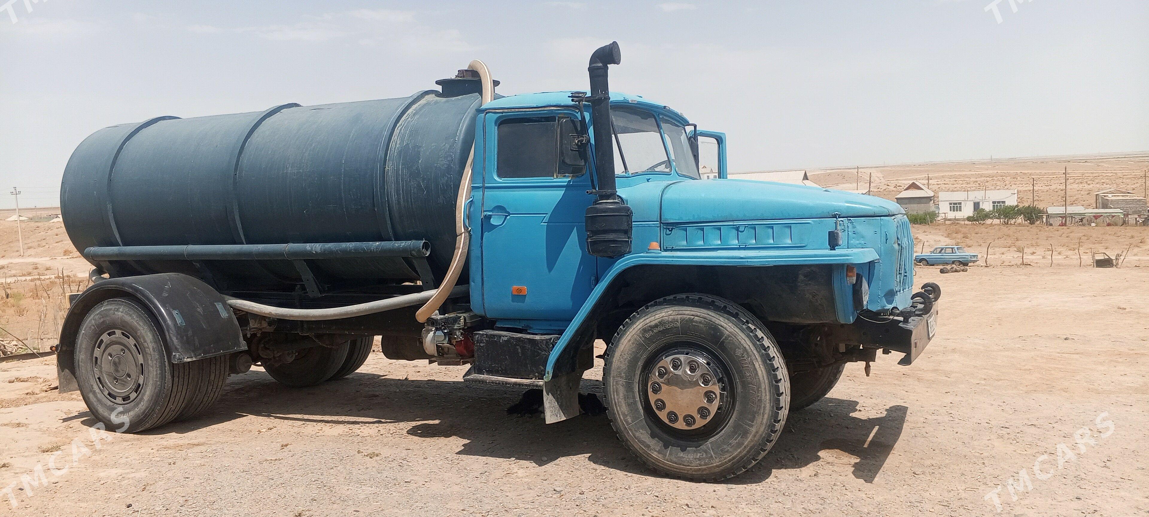 Ural 5557 1990 - 80 000 TMT - Etrek - img 1